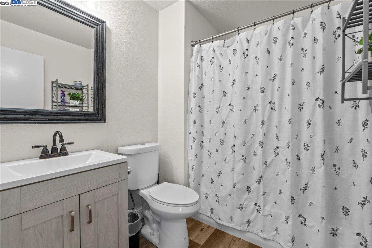 Detail Gallery Image 9 of 32 For 1657 W Swain Road, Stockton,  CA 95207 - 2 Beds | 2 Baths