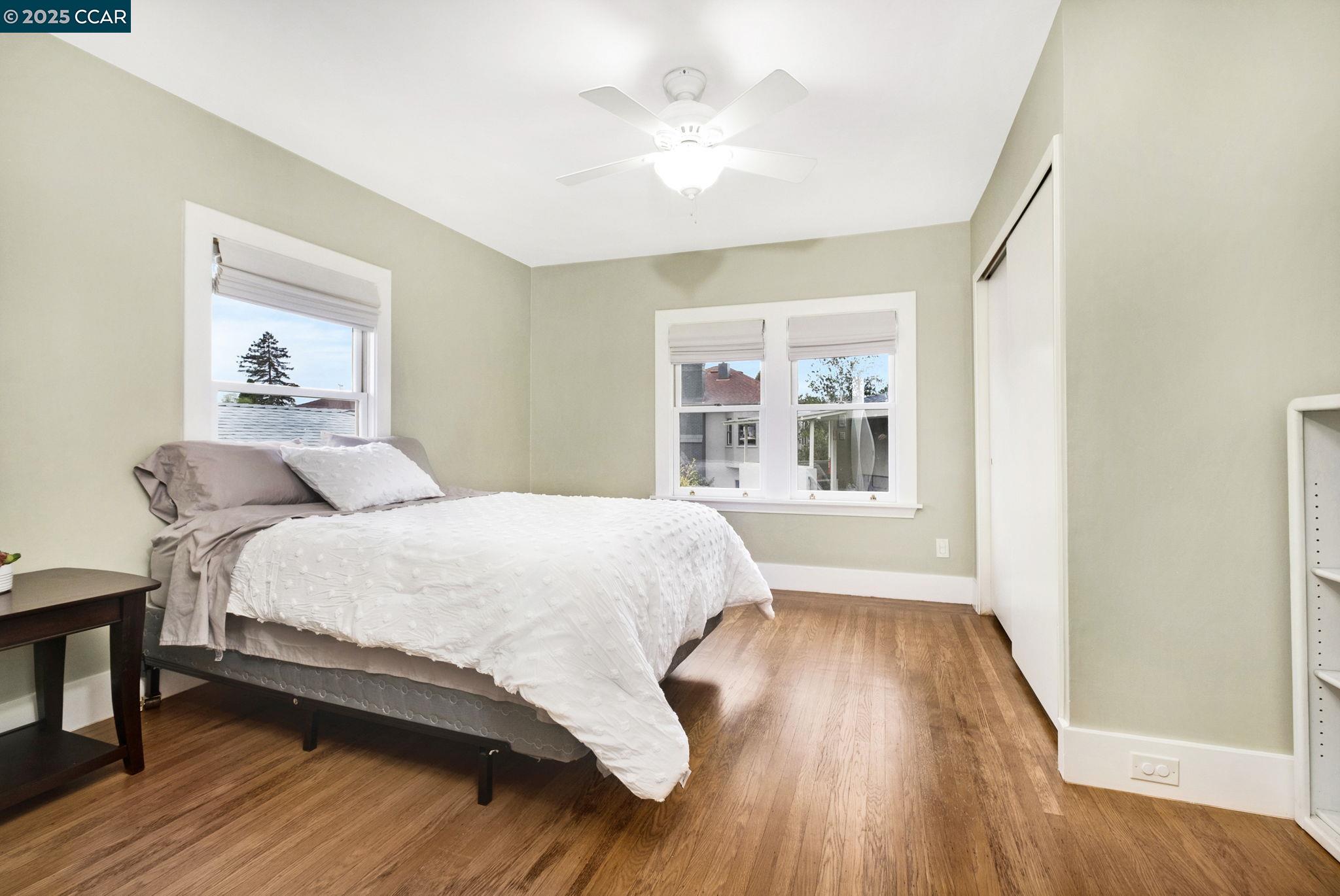Detail Gallery Image 20 of 25 For 4145 Emerald St, Oakland,  CA 94609 - 2 Beds | 2/1 Baths