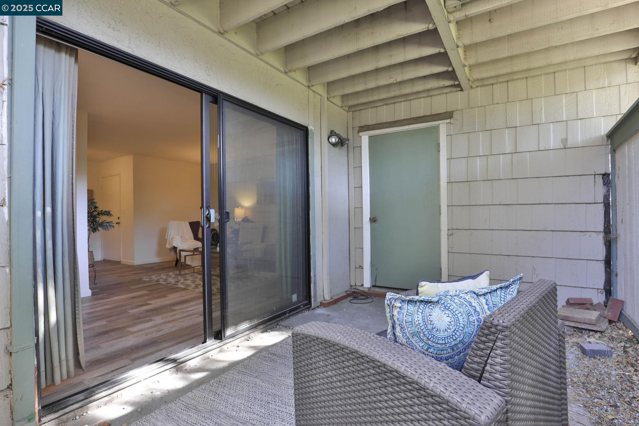 Detail Gallery Image 15 of 20 For 2890 Treat Blvd #41,  Concord,  CA 94518 - 1 Beds | 1 Baths