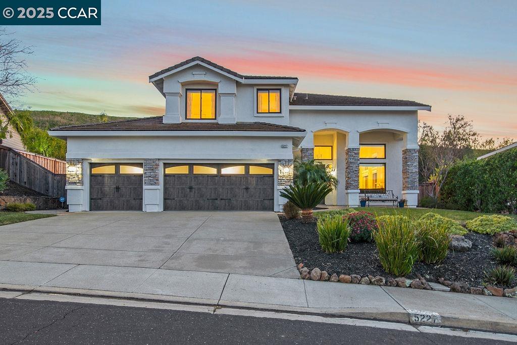 Detail Gallery Image 1 of 1 For 5227 Keller Ridge Dr, Clayton,  CA 94517 - 4 Beds | 3 Baths