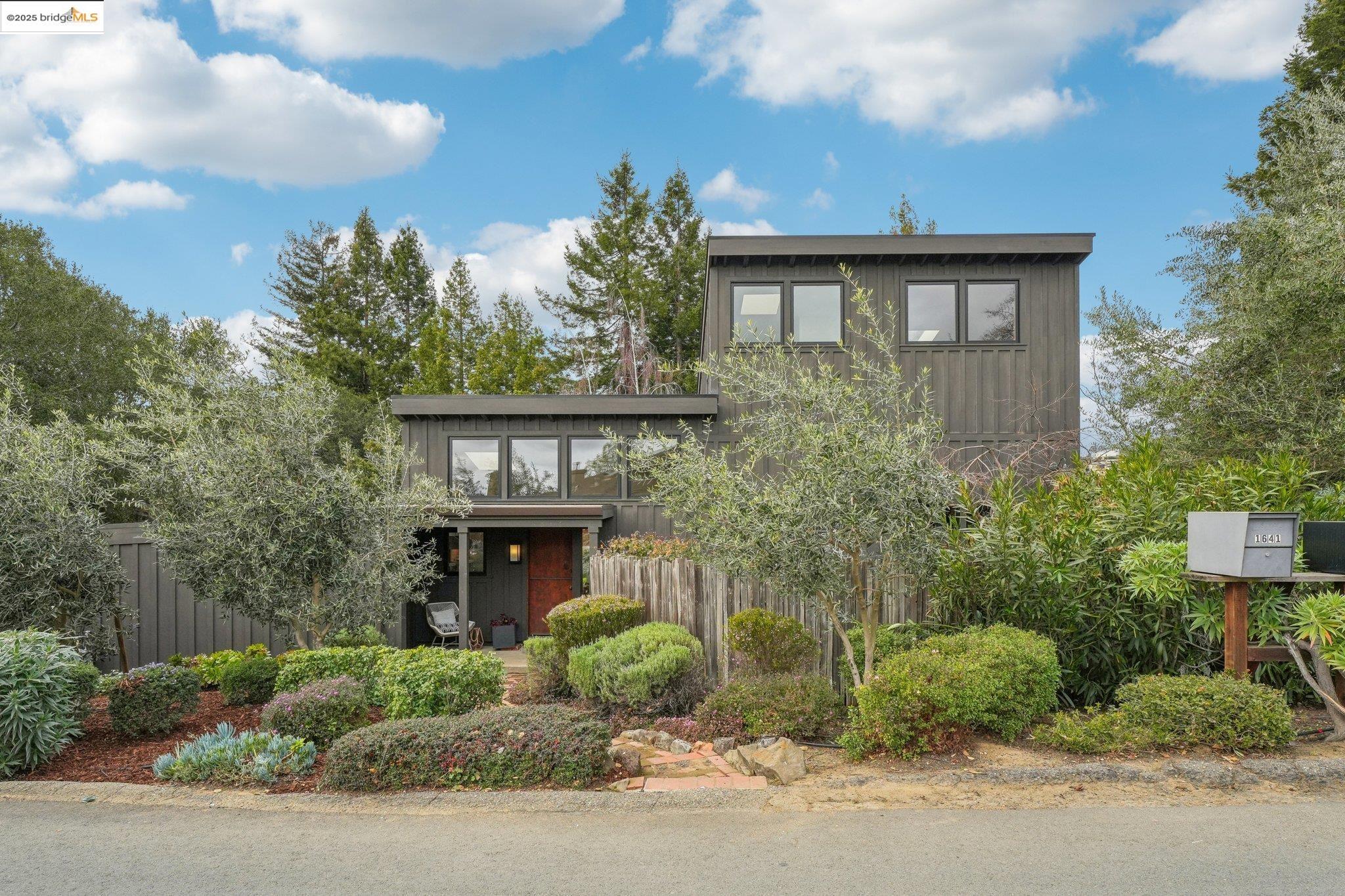 Detail Gallery Image 1 of 1 For 1641 Grand View Dr, Berkeley,  CA 94705 - 2 Beds | 2 Baths