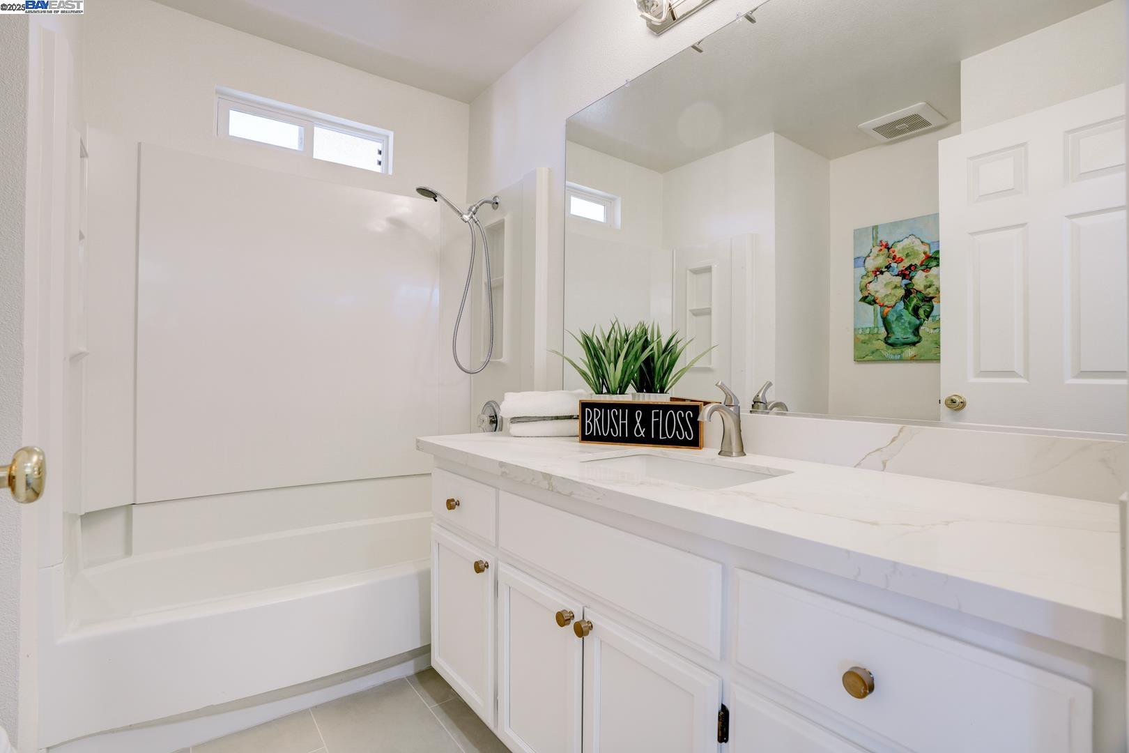 3541 Madison Common, Fremont, California 94538, 3 Bedrooms Bedrooms, 6 Rooms Rooms,2 BathroomsBathrooms,Residential,For Sale,3541 Madison Common,41087323