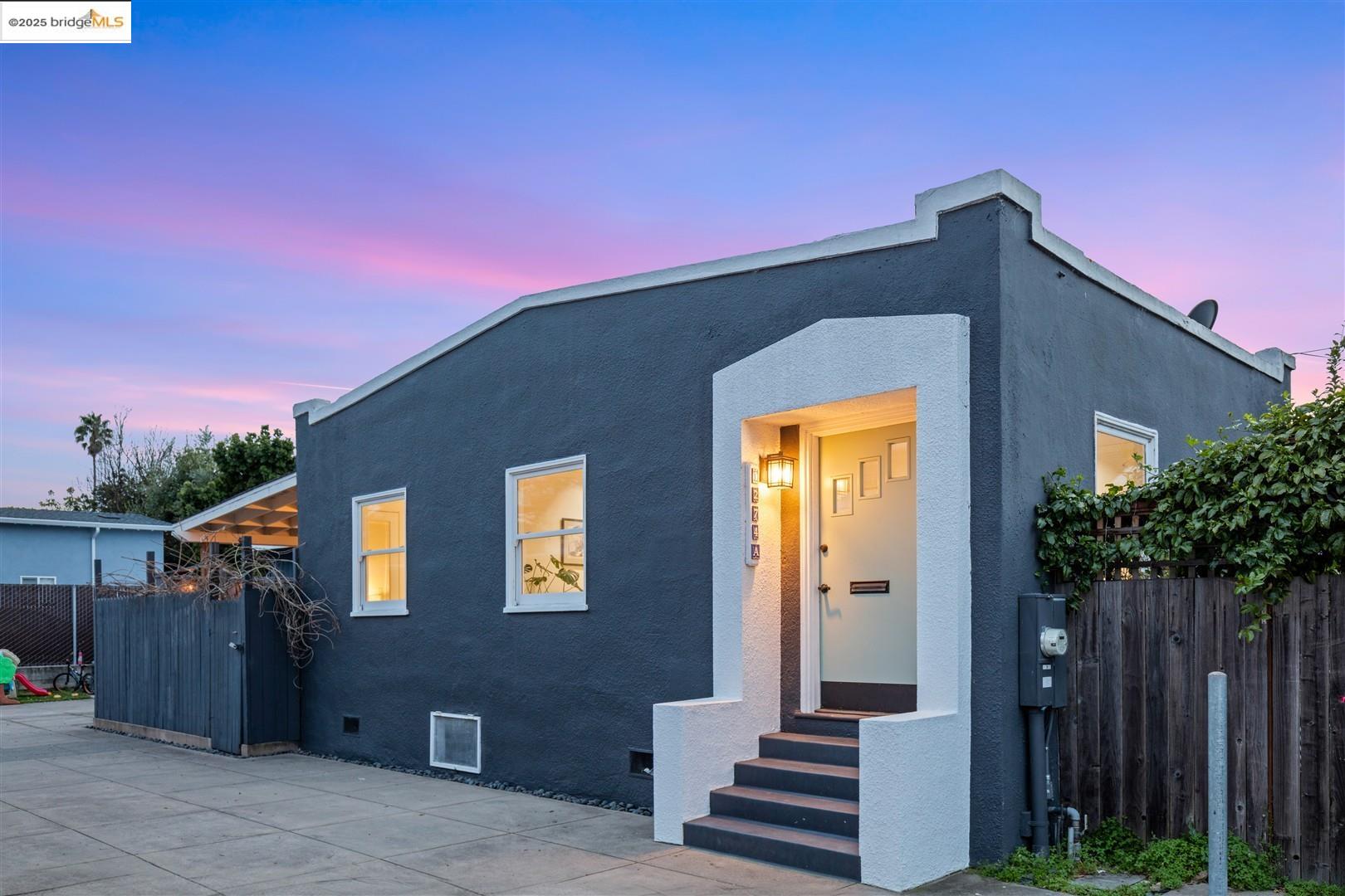 Detail Gallery Image 1 of 1 For 1274 Delaware St, Berkeley,  CA 94702 - 1 Beds | 1 Baths