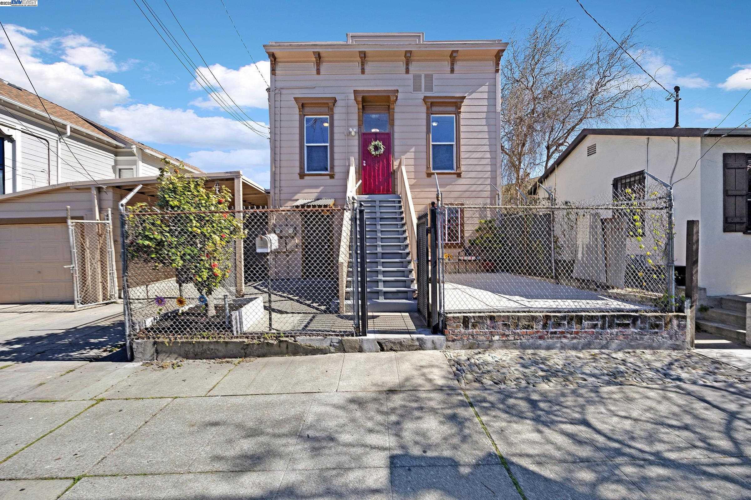 Detail Gallery Image 1 of 1 For 1510-1512 Center St, Oakland,  CA 94607 - – Beds | – Baths