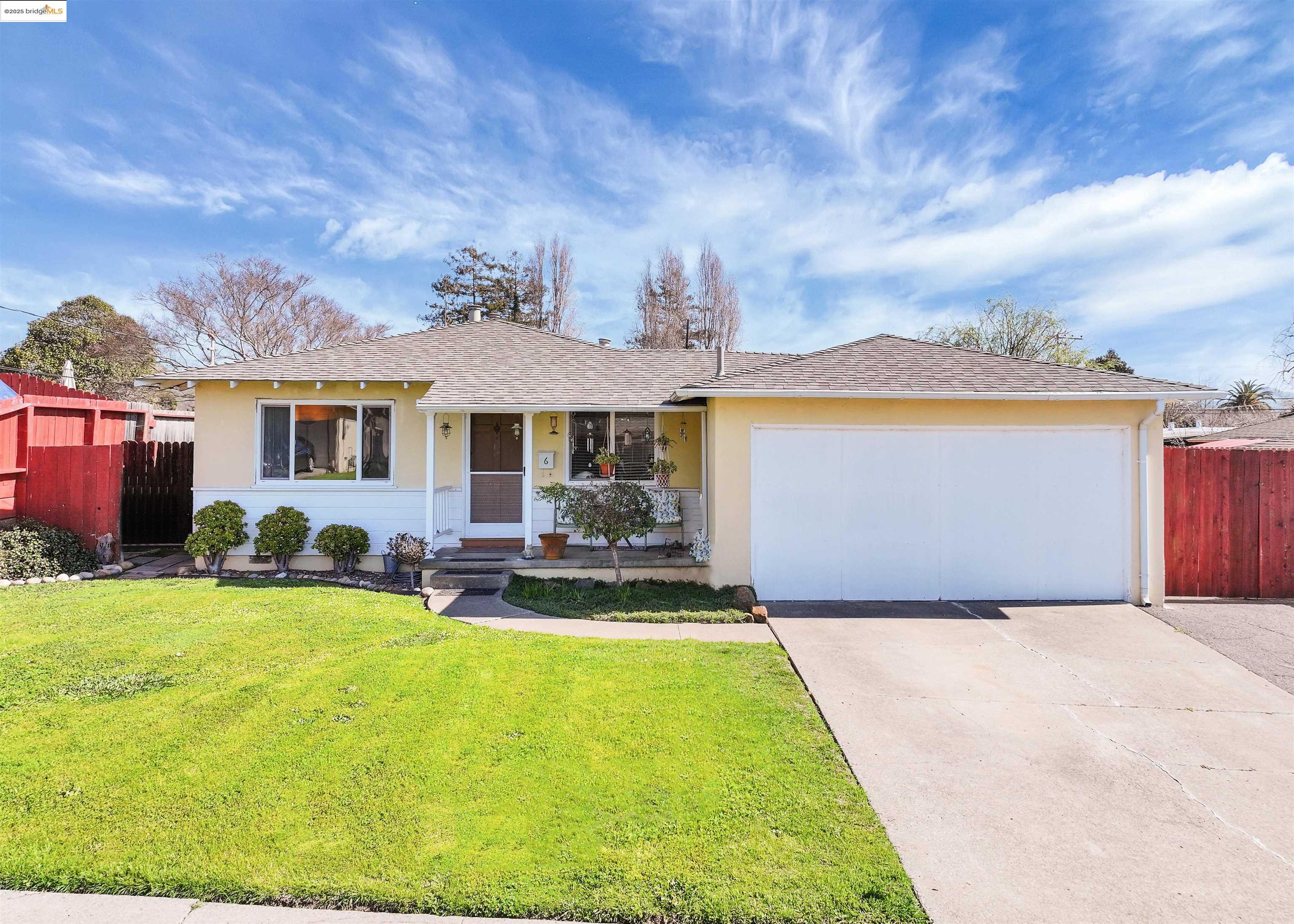 Detail Gallery Image 1 of 1 For 6 Flamingo Ct, American Canyon,  CA 94503 - 4 Beds | 2 Baths