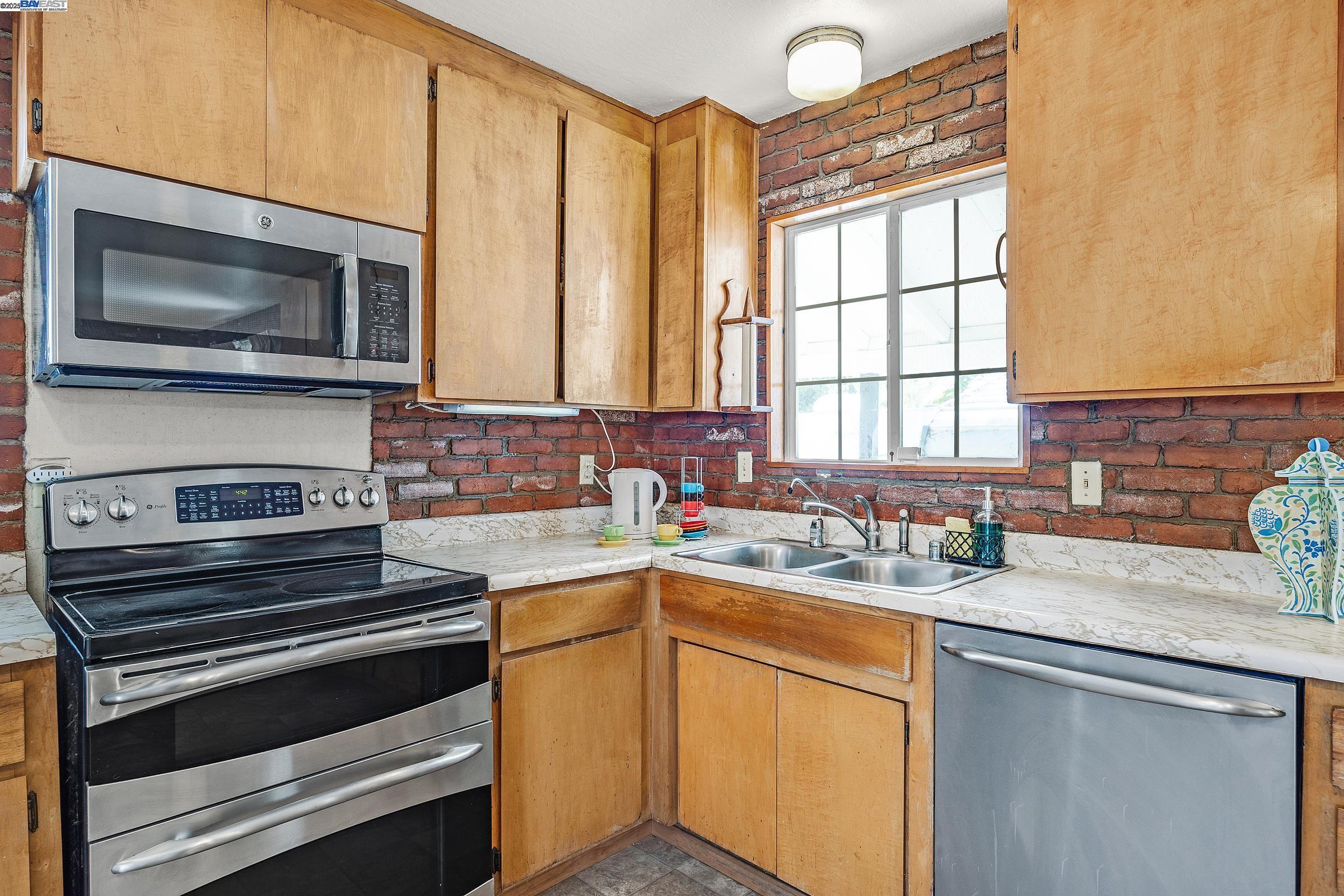 Detail Gallery Image 6 of 57 For 16881 N Midway Rd, Tracy,  CA 95377 - 4 Beds | 2 Baths