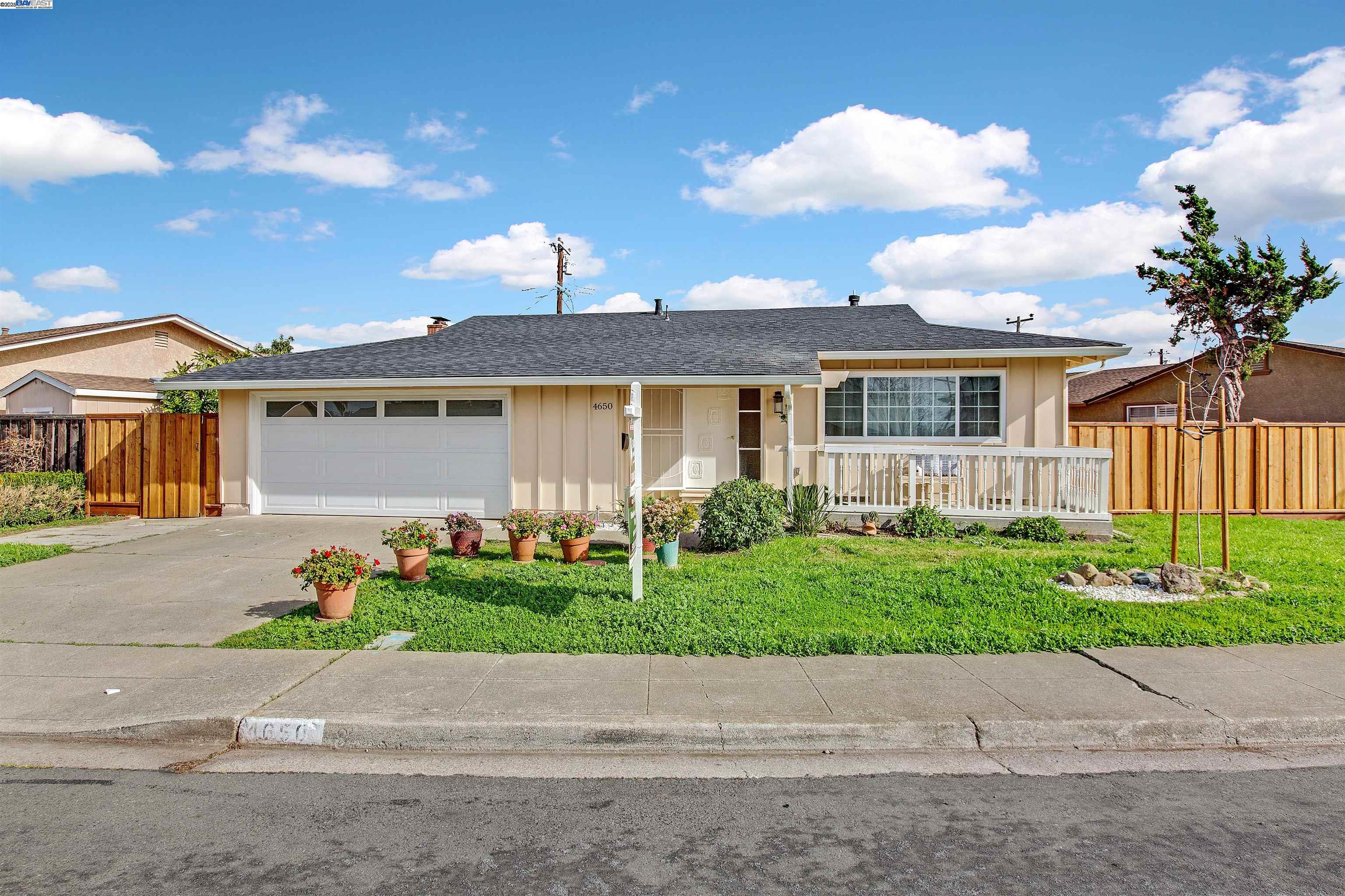 Detail Gallery Image 1 of 1 For 4650 Hampshire Way, Fremont,  CA 94538 - 4 Beds | 2 Baths