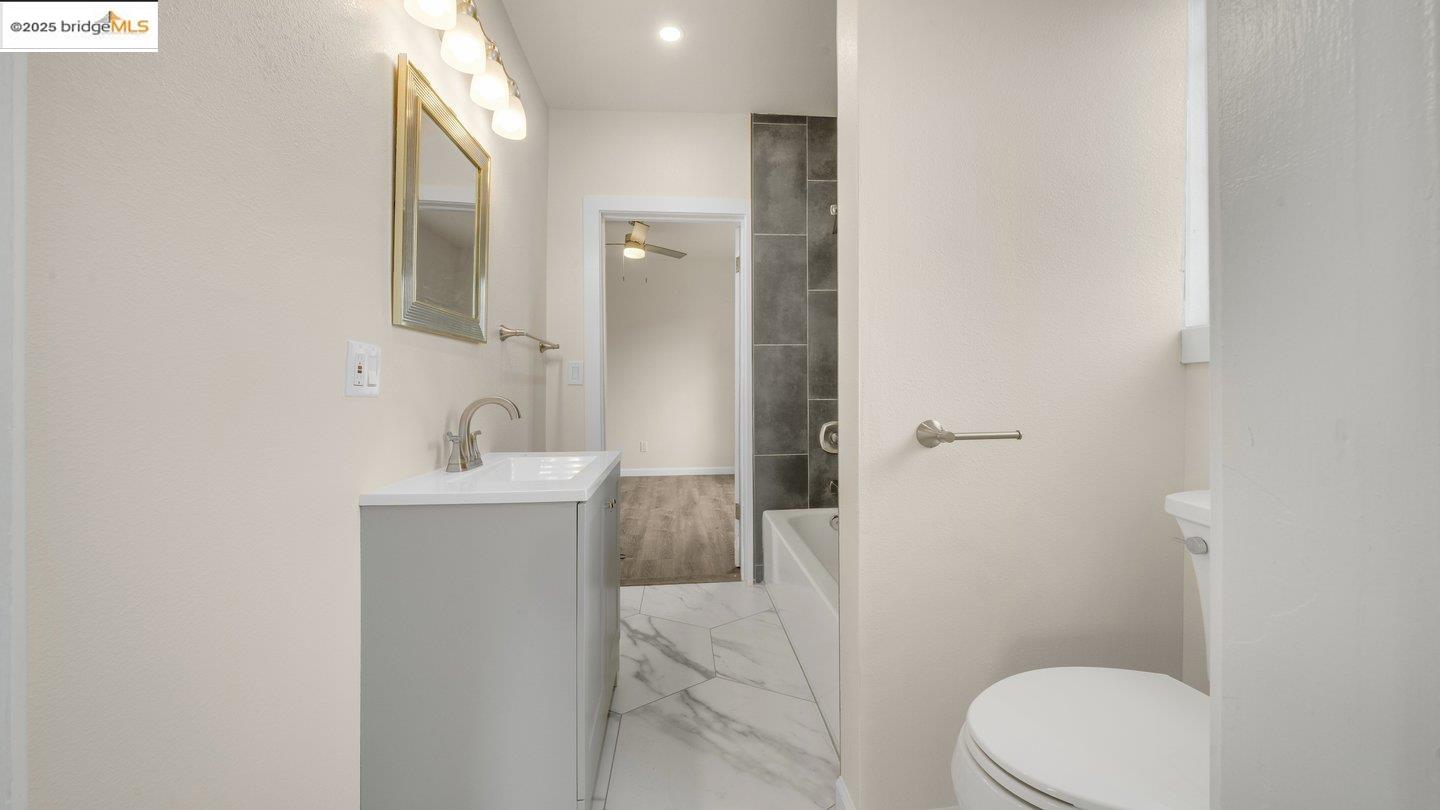1511 102nd Avenue, Oakland, California 95603, 3 Bedrooms Bedrooms, 5 Rooms Rooms,1 BathroomBathrooms,Residential,For Sale,1511 102nd Avenue,41087413