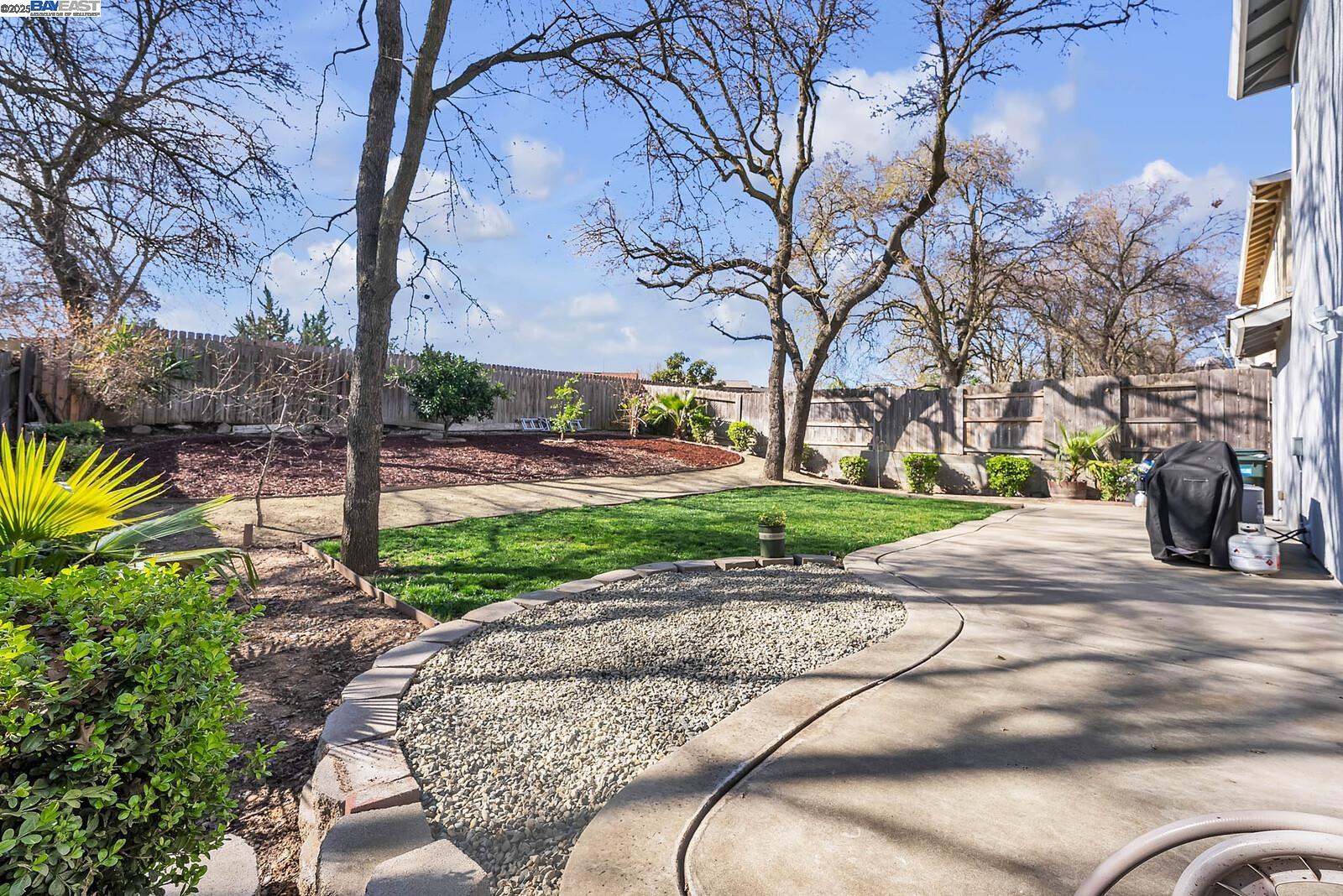 Detail Gallery Image 21 of 25 For 4104 Crumley Way, Antelope,  CA 95843 - 3 Beds | 2/1 Baths