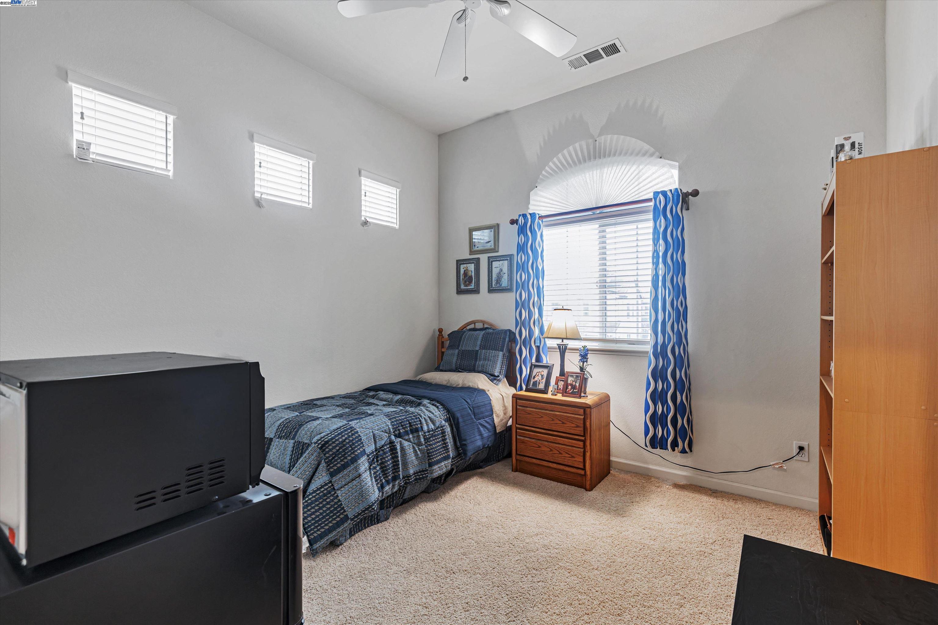 Detail Gallery Image 23 of 40 For 10866 Merritt Dr., Stockton,  CA 95219 - 5 Beds | 3 Baths