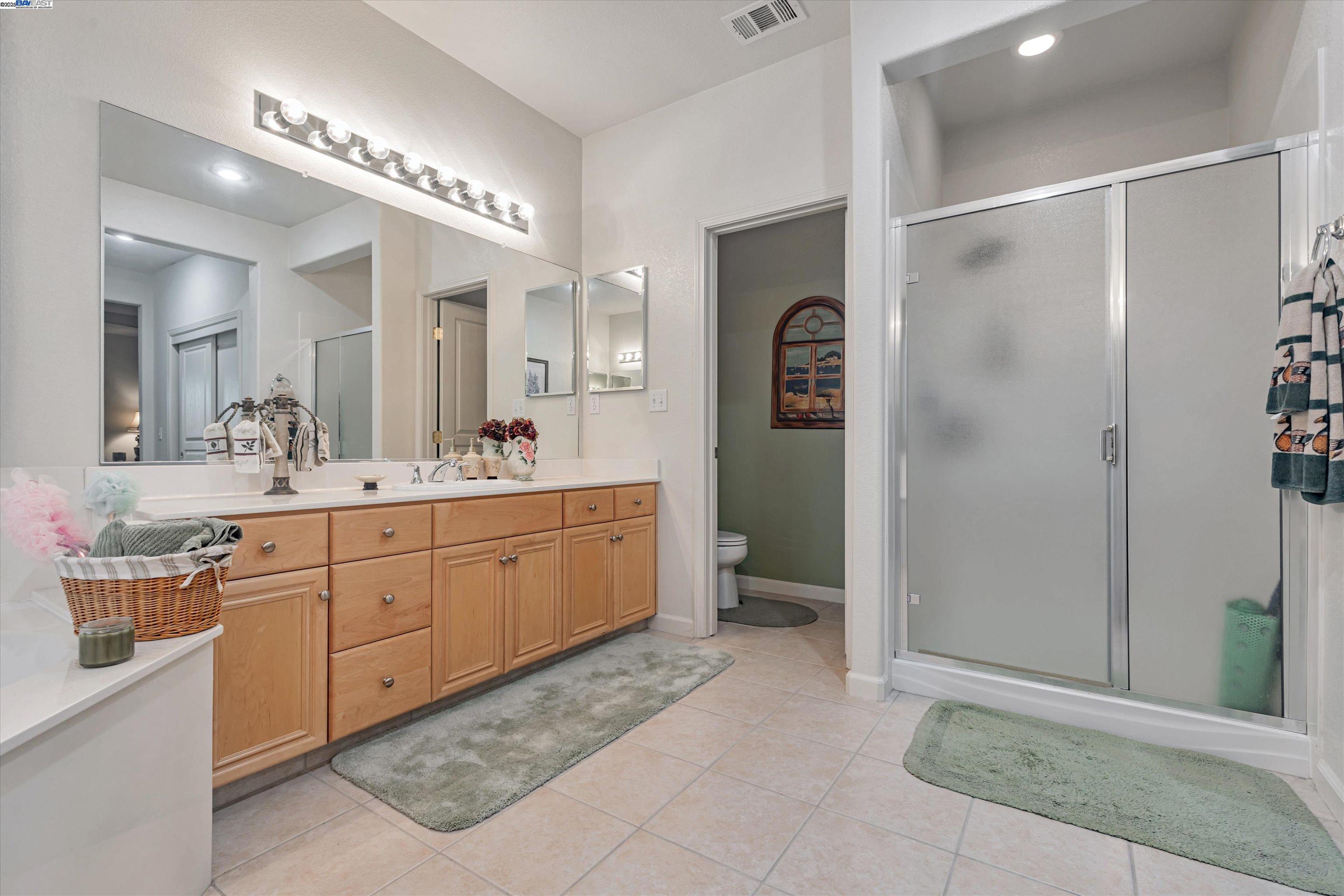 Detail Gallery Image 35 of 40 For 10866 Merritt Dr., Stockton,  CA 95219 - 5 Beds | 3 Baths