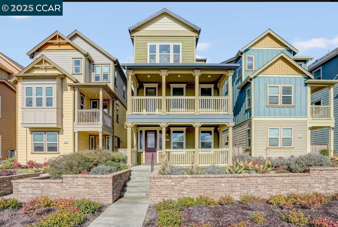 Detail Gallery Image 1 of 1 For 2004 John Muir Pkwy, Hercules,  CA 94547 - 4 Beds | 4 Baths