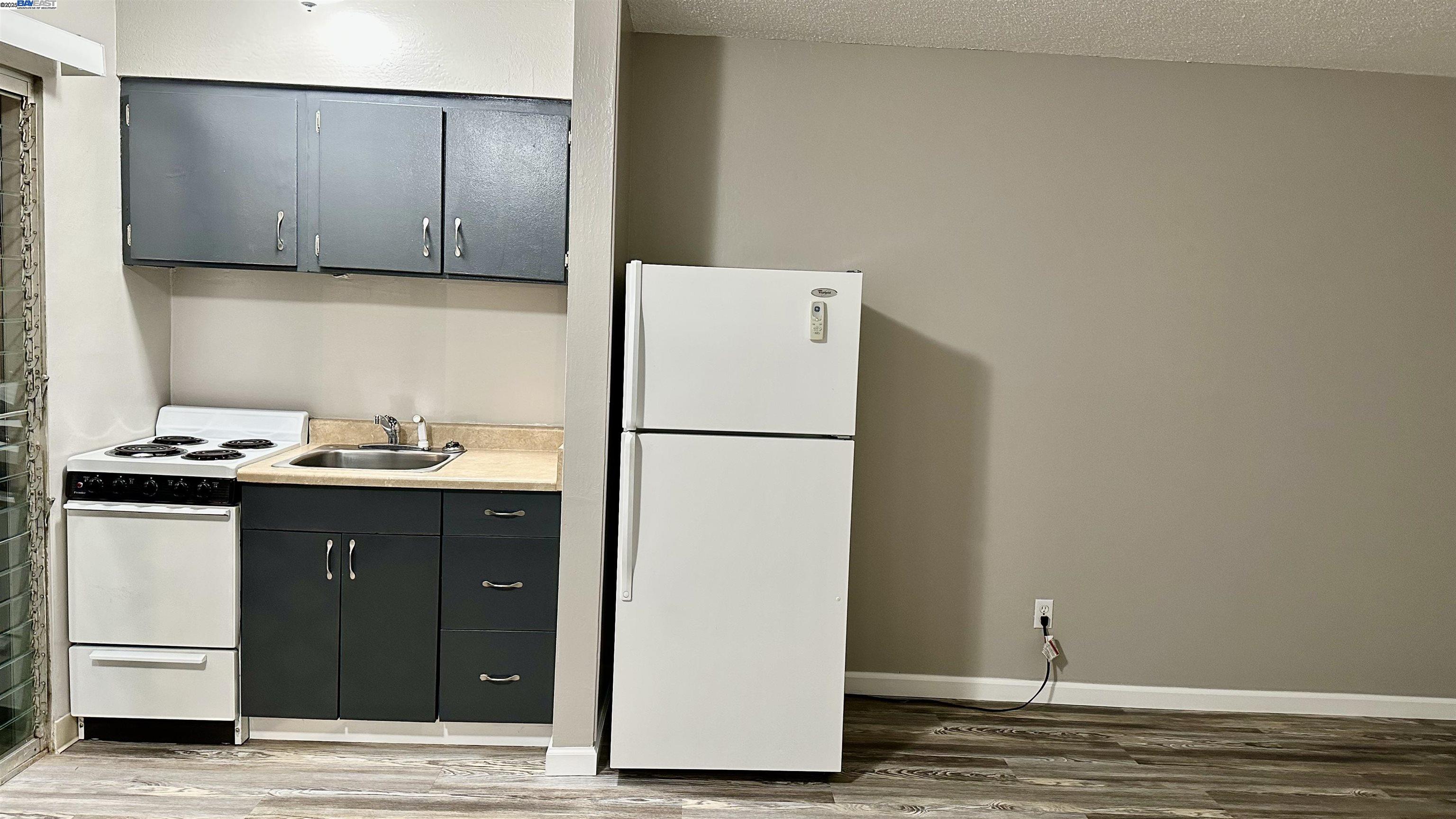 Detail Gallery Image 5 of 35 For 200 Leisure Way, Vacaville,  CA 95687 - 1 Beds | 1 Baths