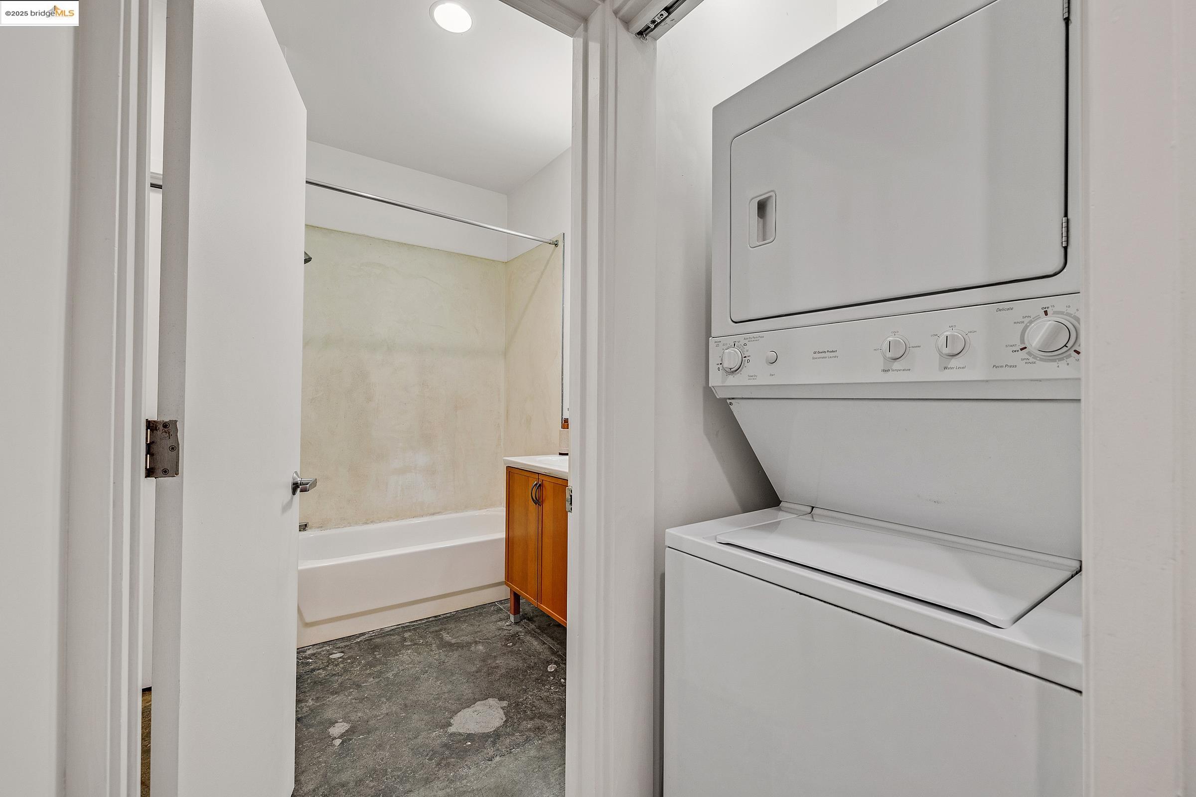 1018 4th Ave 113