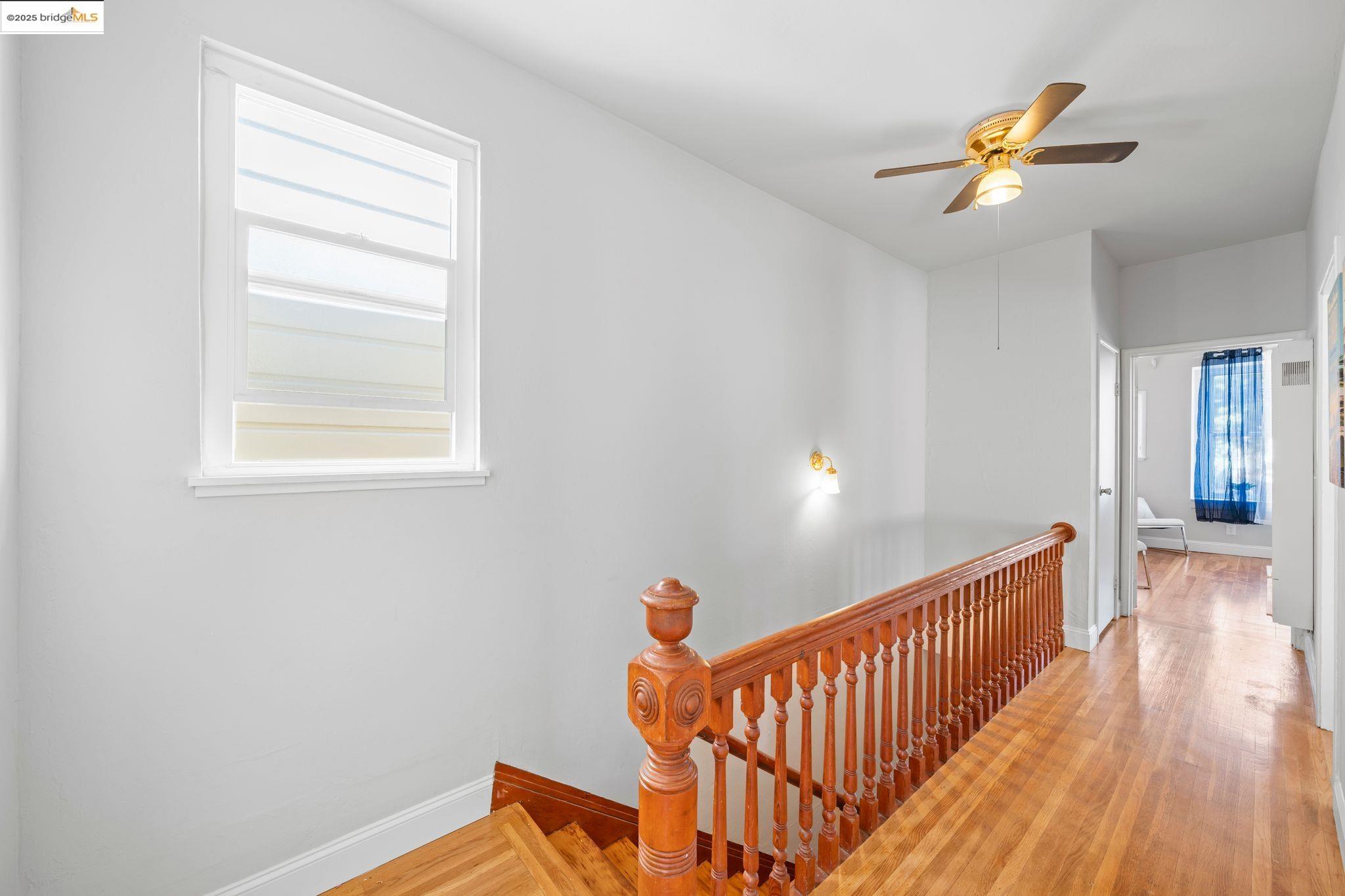 1923 West St, Oakland, California 94612, 4 Bedrooms Bedrooms, 6 Rooms Rooms,2 BathroomsBathrooms,Residential,For Sale,1923 West St,41087514