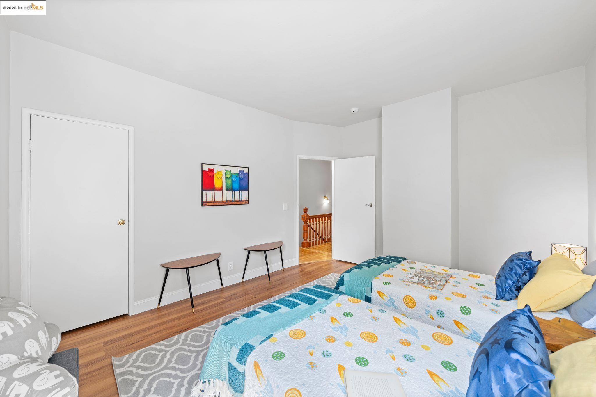 1923 West St, Oakland, California 94612, 4 Bedrooms Bedrooms, 6 Rooms Rooms,2 BathroomsBathrooms,Residential,For Sale,1923 West St,41087514