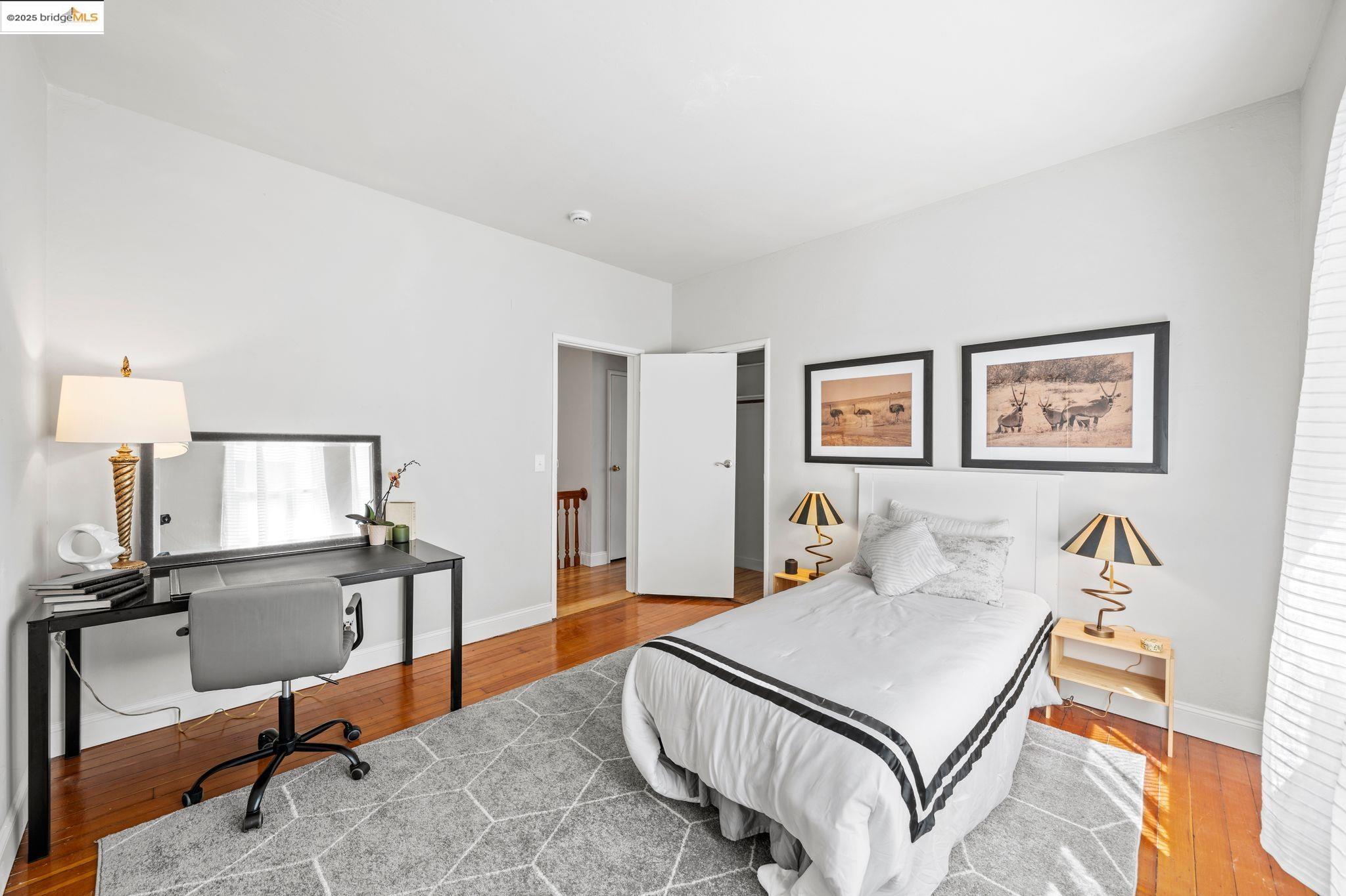1923 West St, Oakland, California 94612, 4 Bedrooms Bedrooms, 6 Rooms Rooms,2 BathroomsBathrooms,Residential,For Sale,1923 West St,41087514