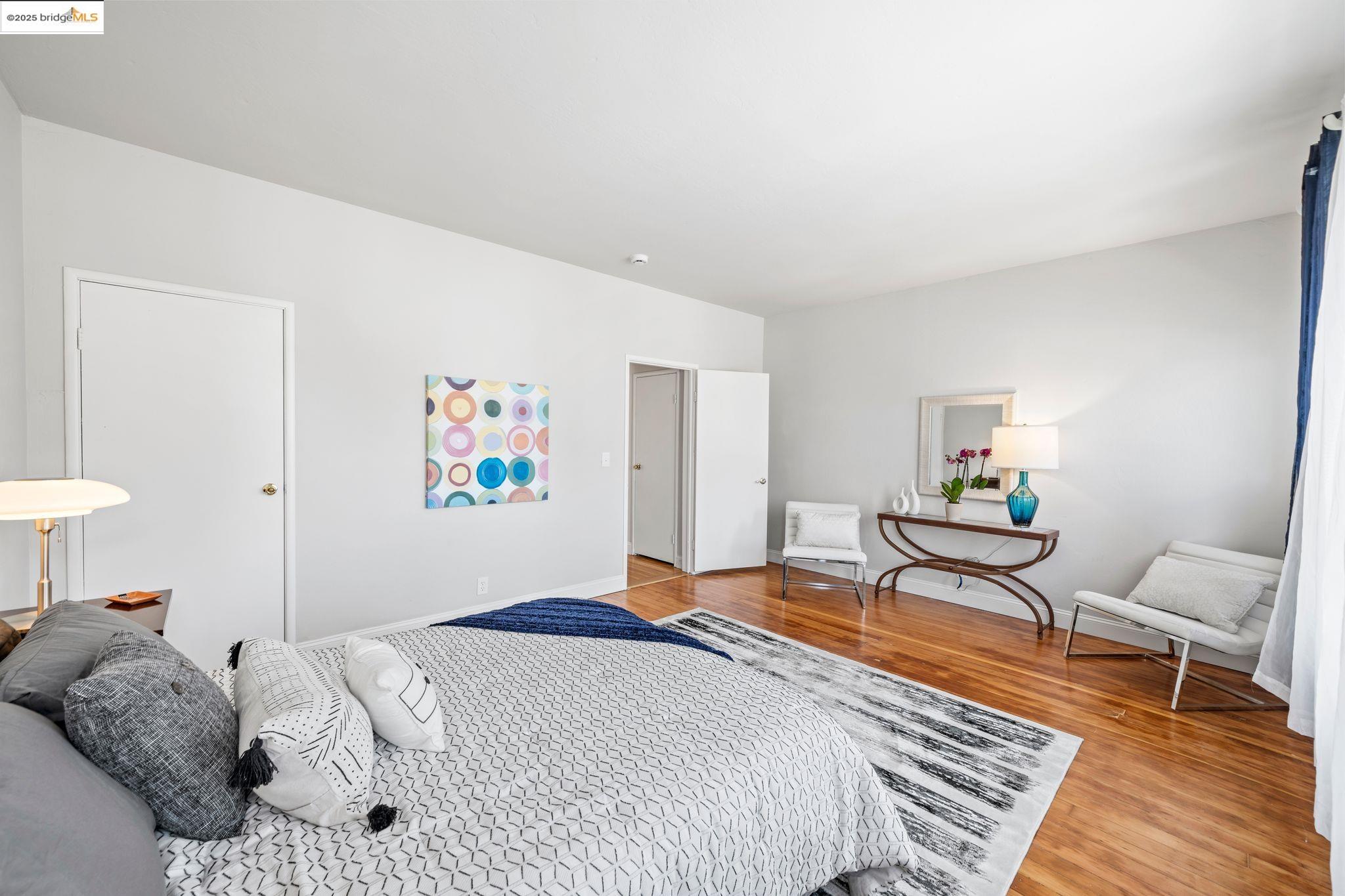 1923 West St, Oakland, California 94612, 4 Bedrooms Bedrooms, 6 Rooms Rooms,2 BathroomsBathrooms,Residential,For Sale,1923 West St,41087514