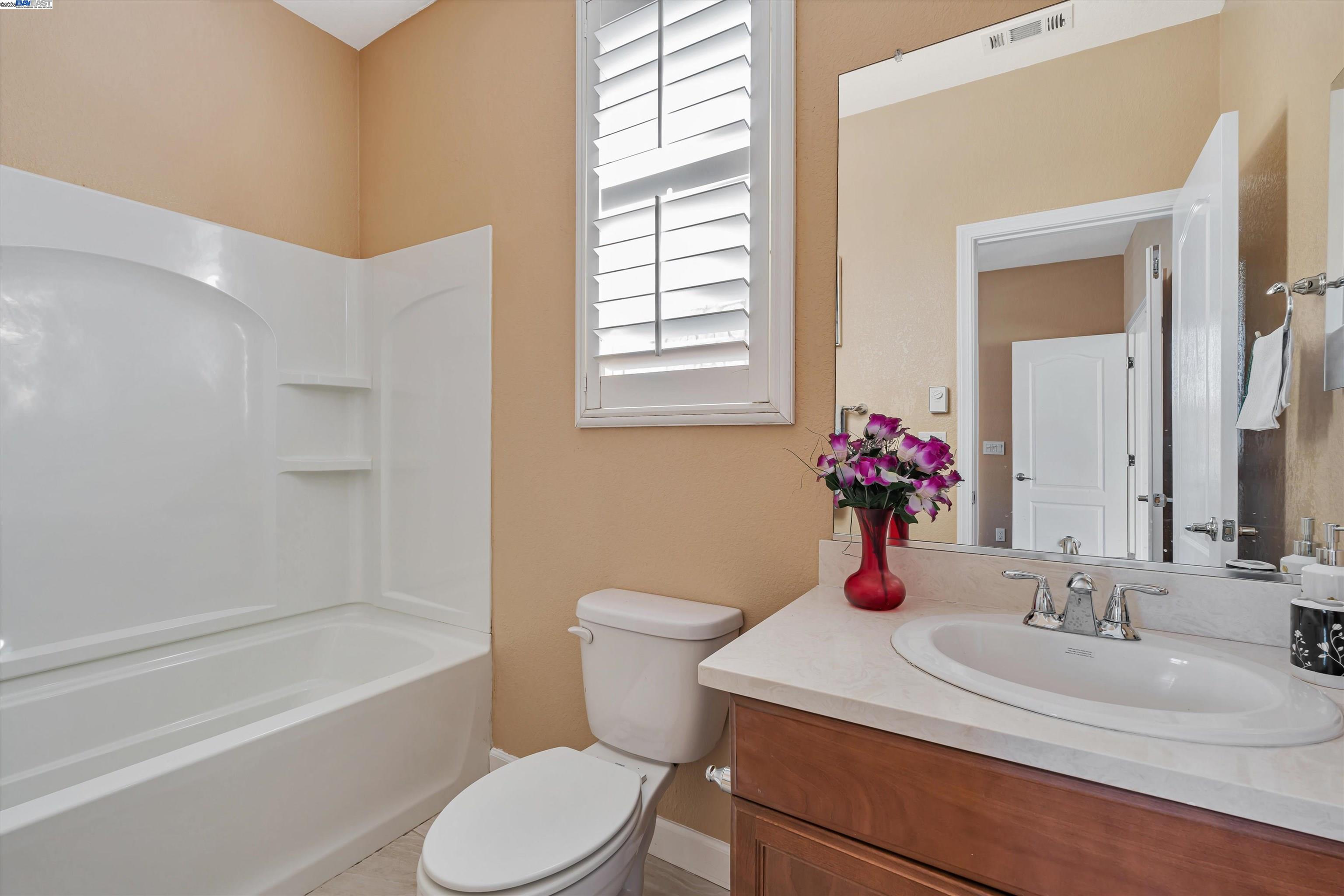 Detail Gallery Image 37 of 50 For 3602 Levanto Way, Manteca,  CA 95337 - 4 Beds | 3/1 Baths