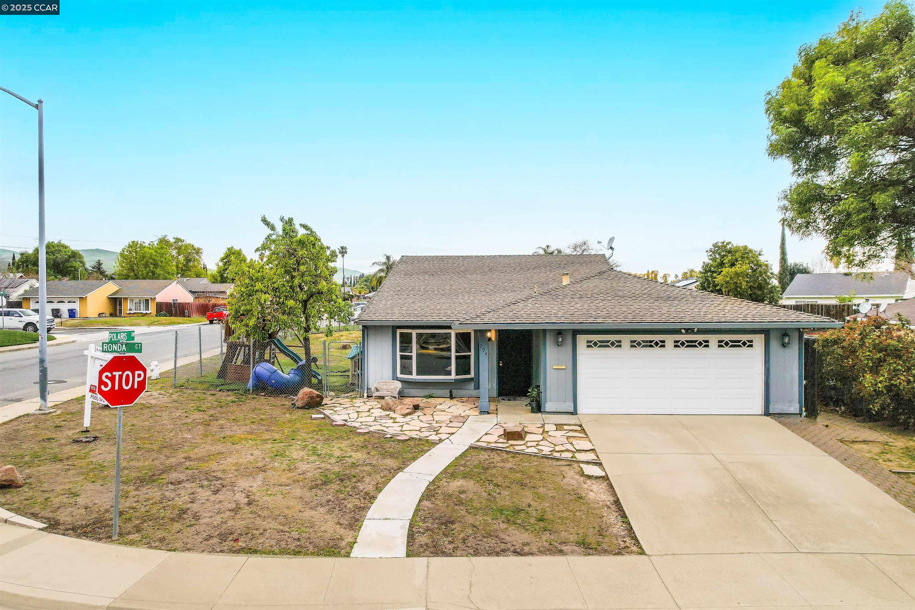 Detail Gallery Image 1 of 1 For 294 Ronda Ct, Pittsburg,  CA 94565 - 4 Beds | 1/1 Baths
