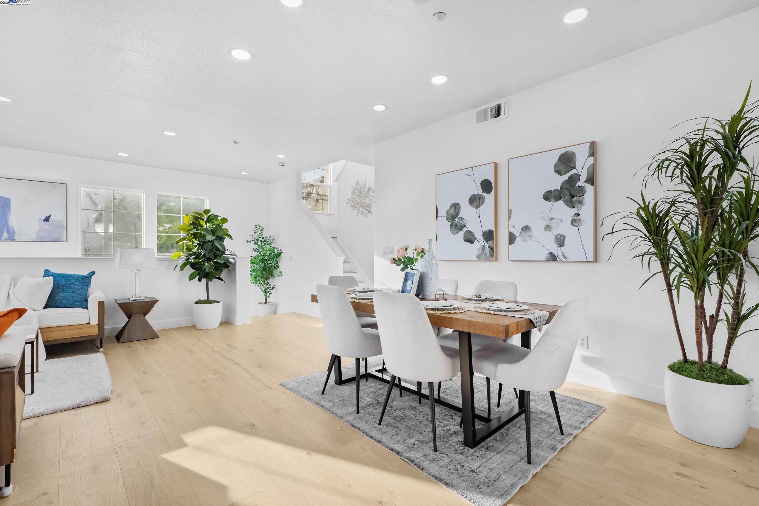 Detail Gallery Image 11 of 38 For 341 Casselino Drive #1,  San Jose,  CA 95136 - 3 Beds | 2/1 Baths