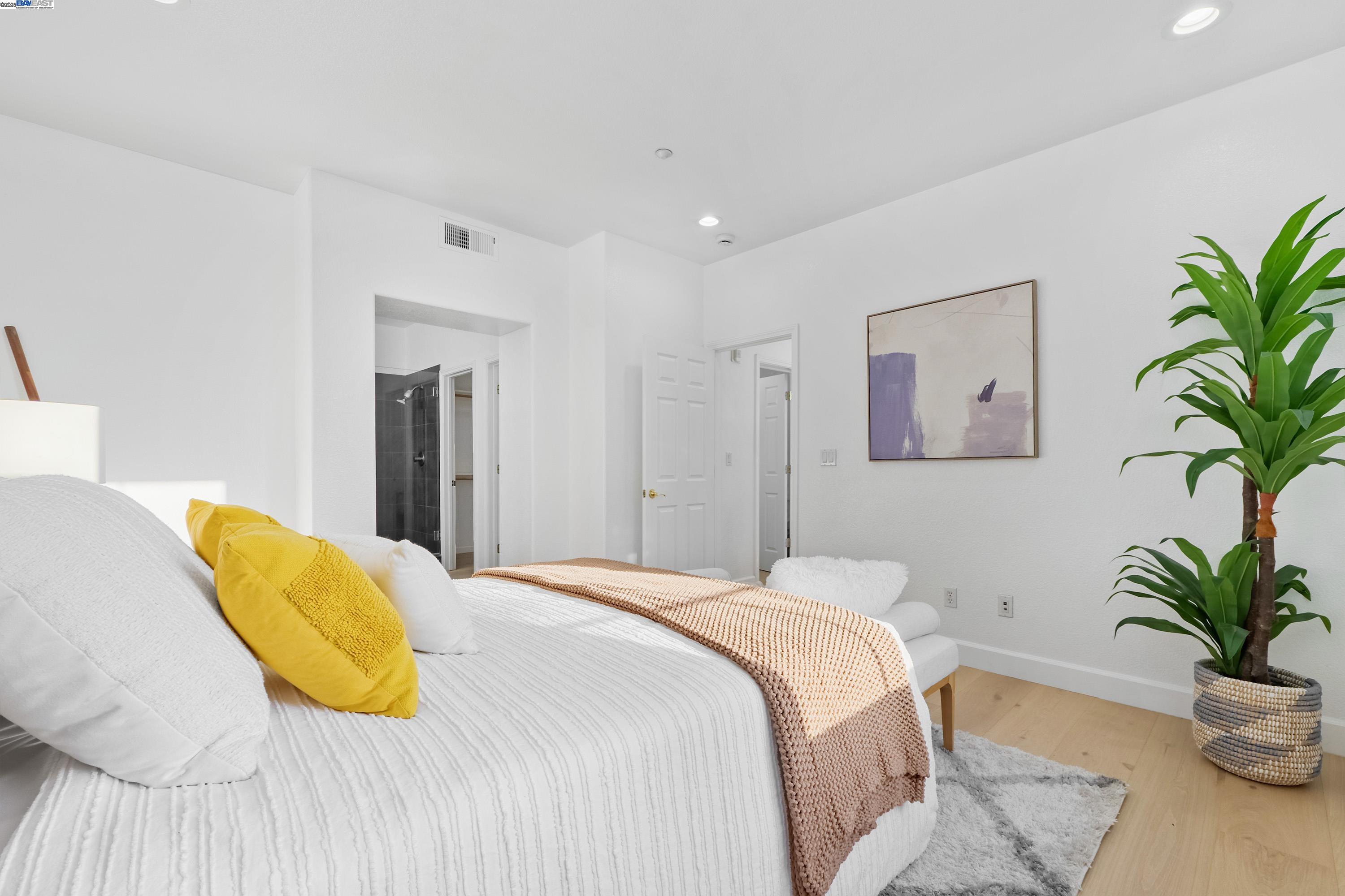 Detail Gallery Image 18 of 38 For 341 Casselino Drive #1,  San Jose,  CA 95136 - 3 Beds | 2/1 Baths