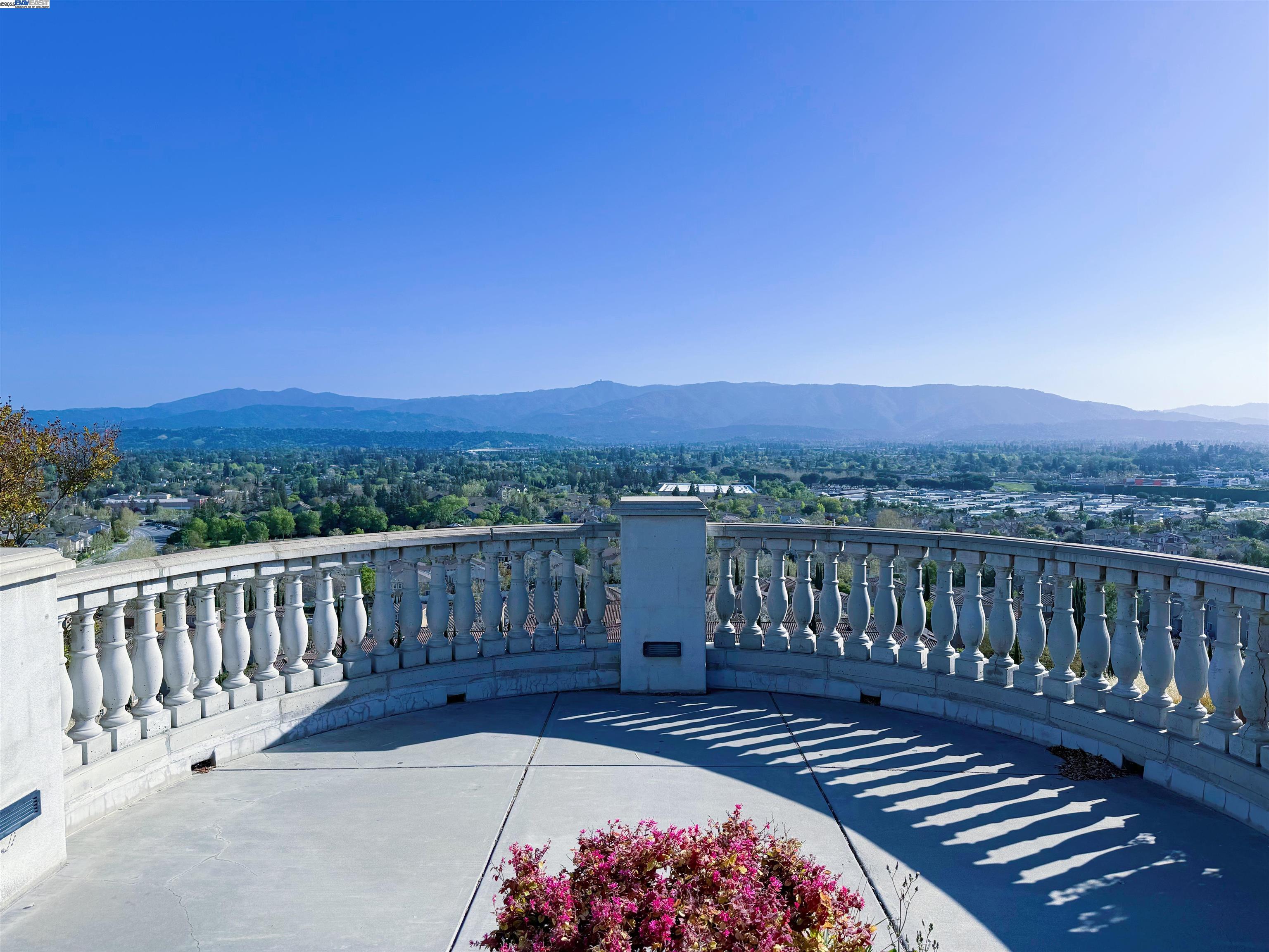 Detail Gallery Image 34 of 38 For 341 Casselino Drive #1,  San Jose,  CA 95136 - 3 Beds | 2/1 Baths