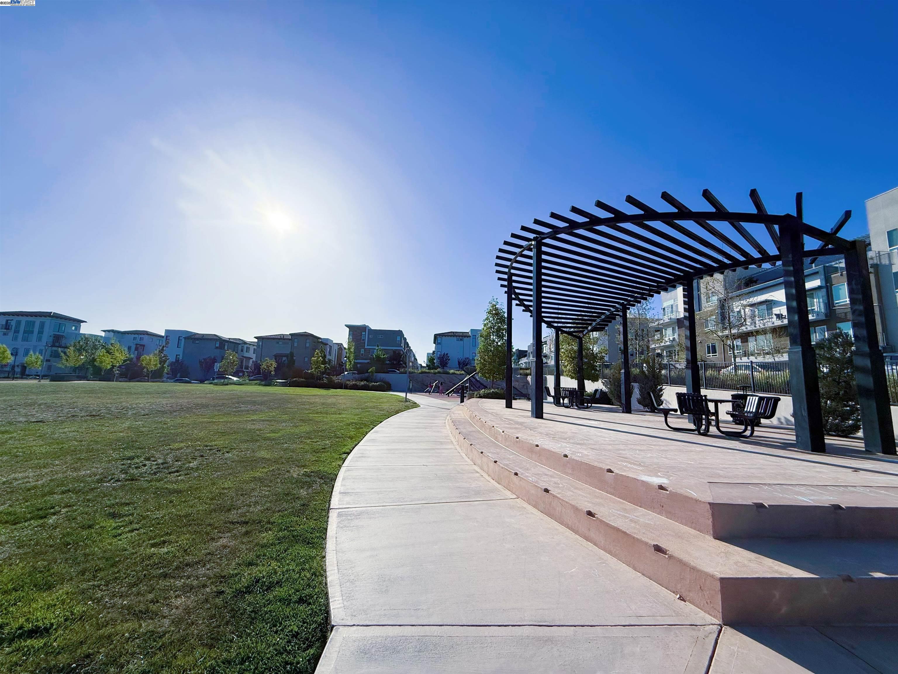 Detail Gallery Image 35 of 38 For 341 Casselino Drive #1,  San Jose,  CA 95136 - 3 Beds | 2/1 Baths