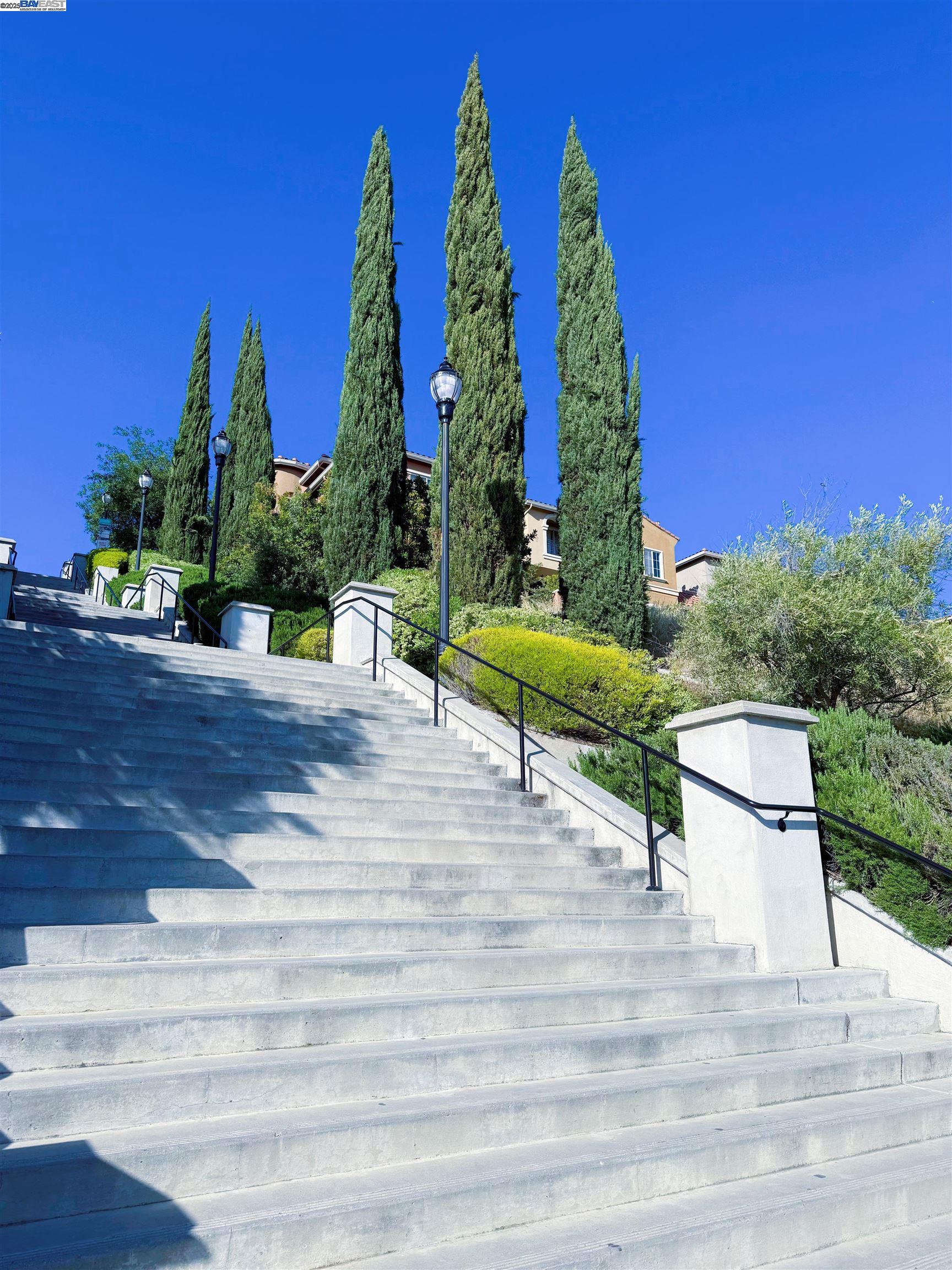 Detail Gallery Image 38 of 38 For 341 Casselino Drive #1,  San Jose,  CA 95136 - 3 Beds | 2/1 Baths