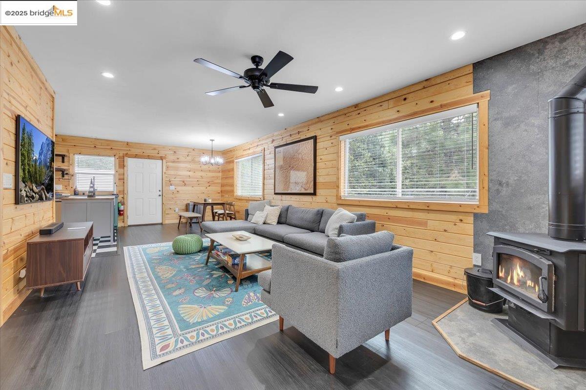 Detail Gallery Image 3 of 51 For 28635 #1 Herring Creek Ln, Strawberry,  CA 95375 - 1 Beds | 1 Baths