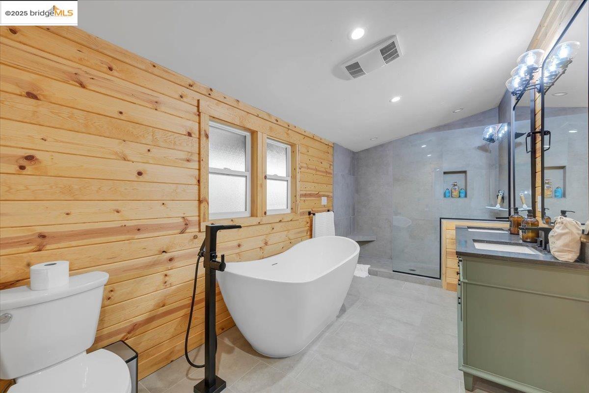 Detail Gallery Image 30 of 51 For 28635 #1 Herring Creek Ln, Strawberry,  CA 95375 - 1 Beds | 1 Baths