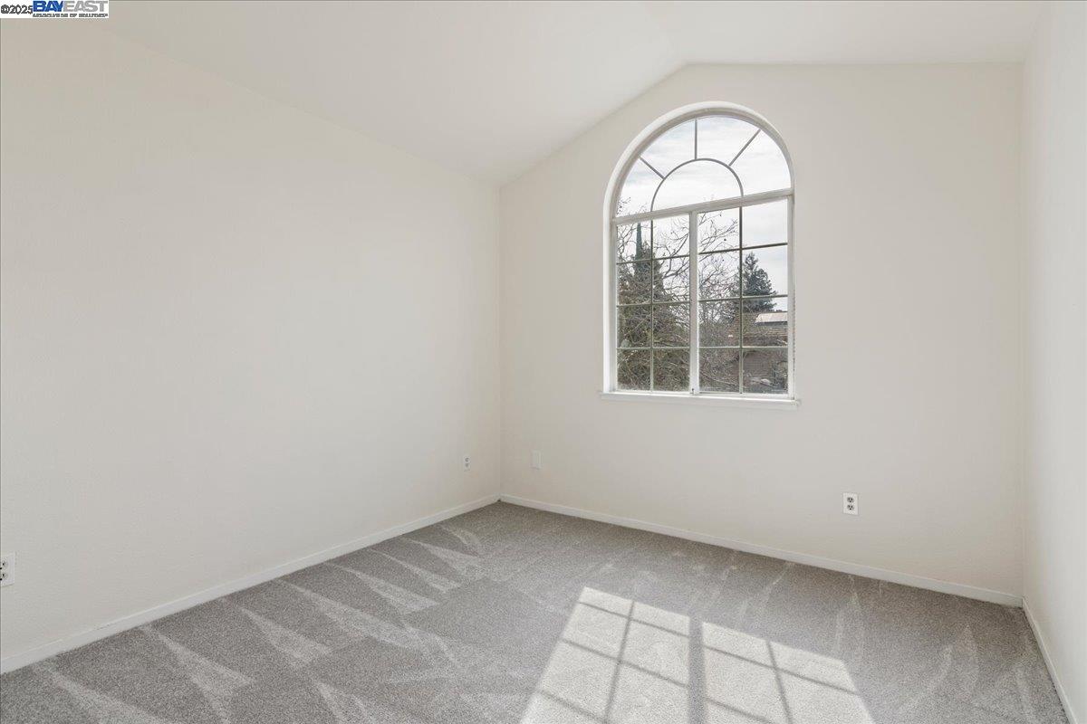Detail Gallery Image 24 of 29 For 1605 Mount Silliman Way, Antioch,  CA 94531 - 3 Beds | 2/1 Baths