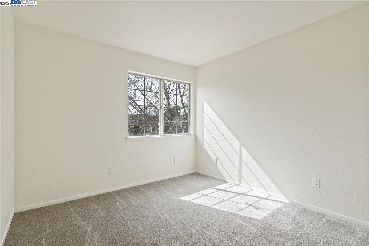 Detail Gallery Image 25 of 29 For 1605 Mount Silliman Way, Antioch,  CA 94531 - 3 Beds | 2/1 Baths