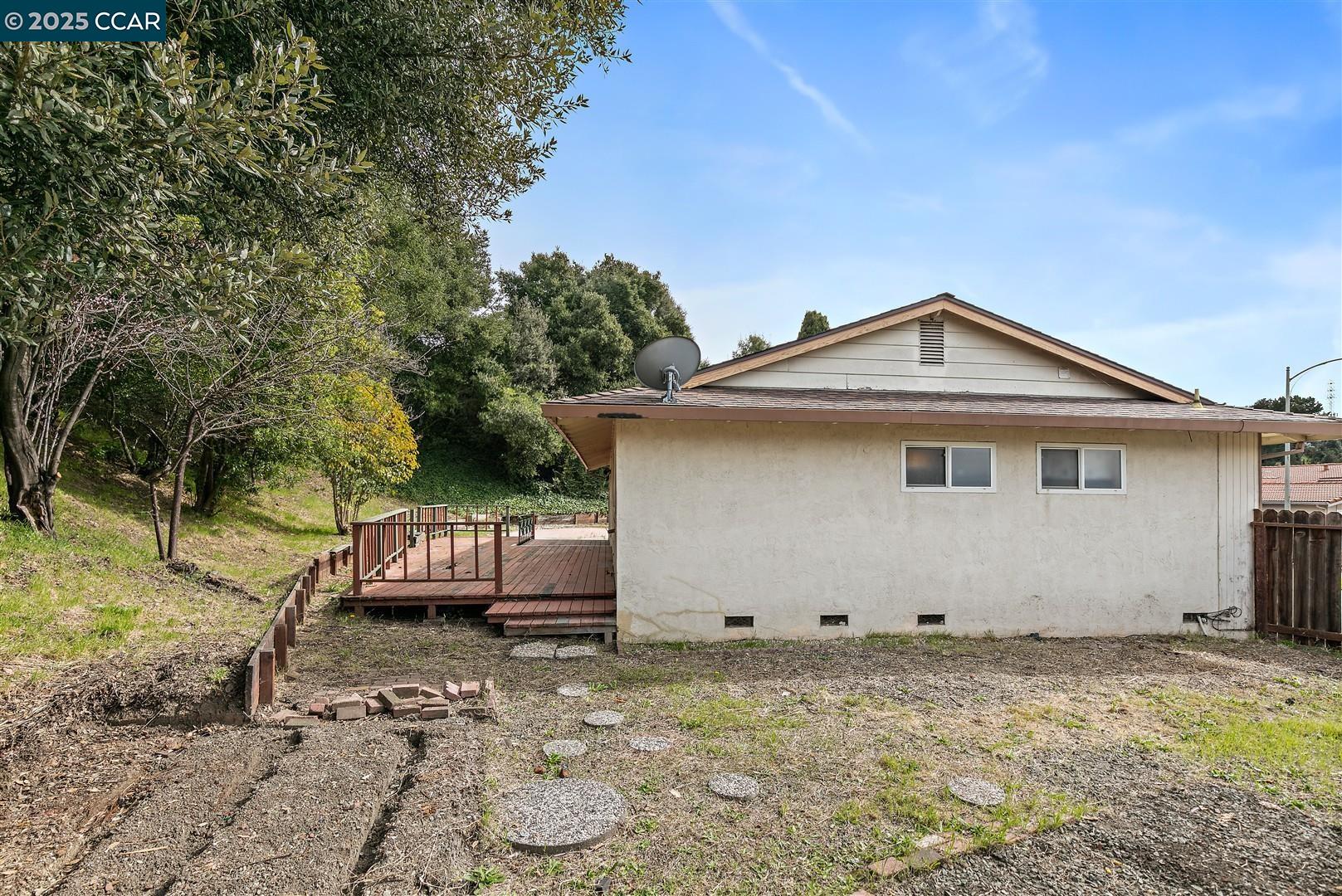 1200 Alberdan Ct