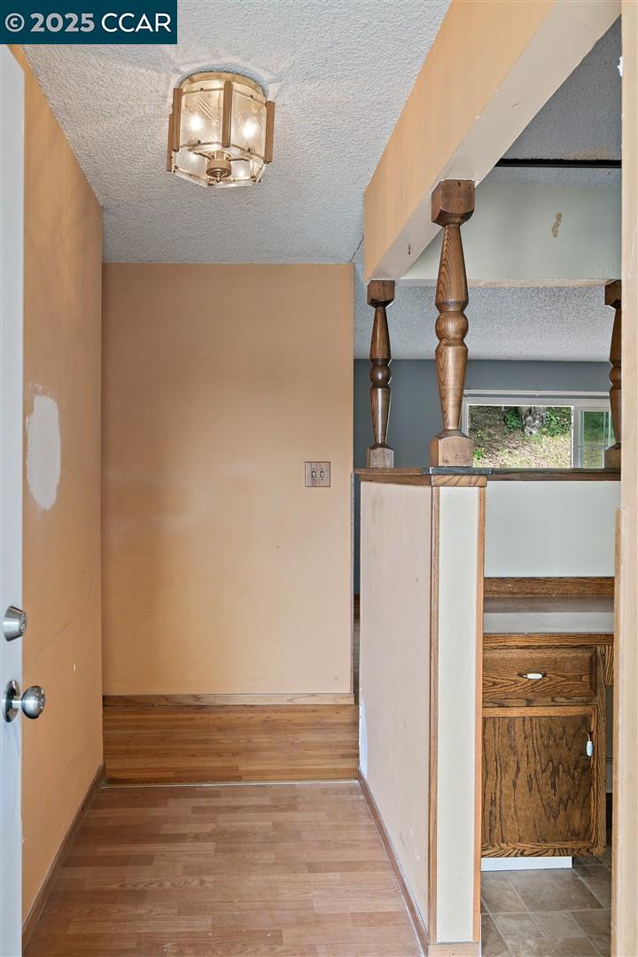 1200 Alberdan Ct