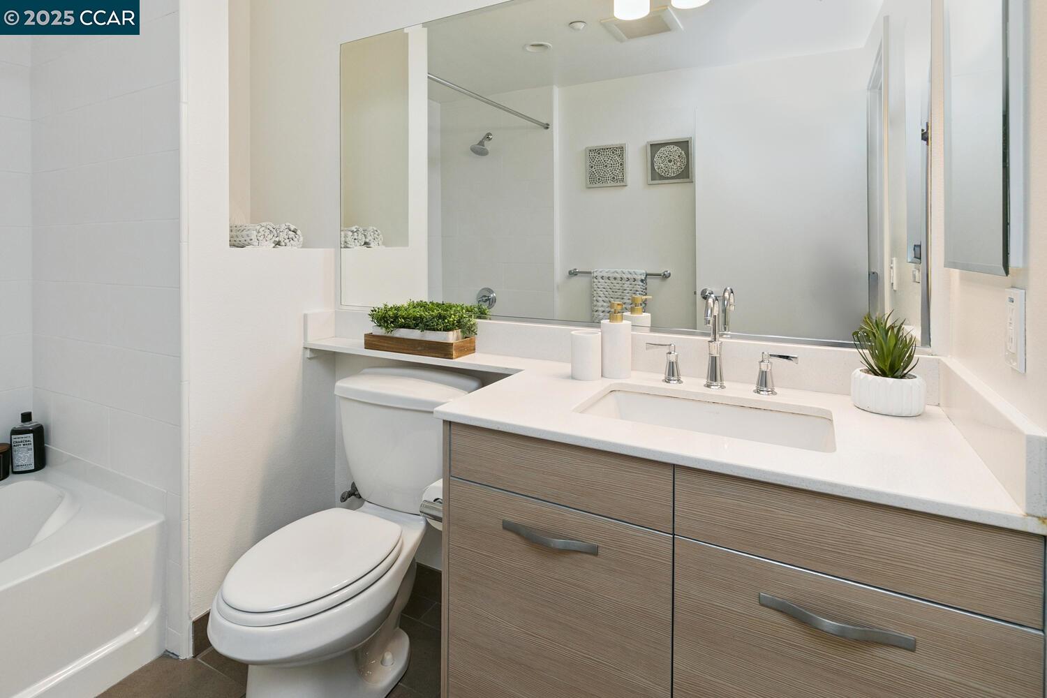 Photo #15: 41087591 Listing: Photo #15