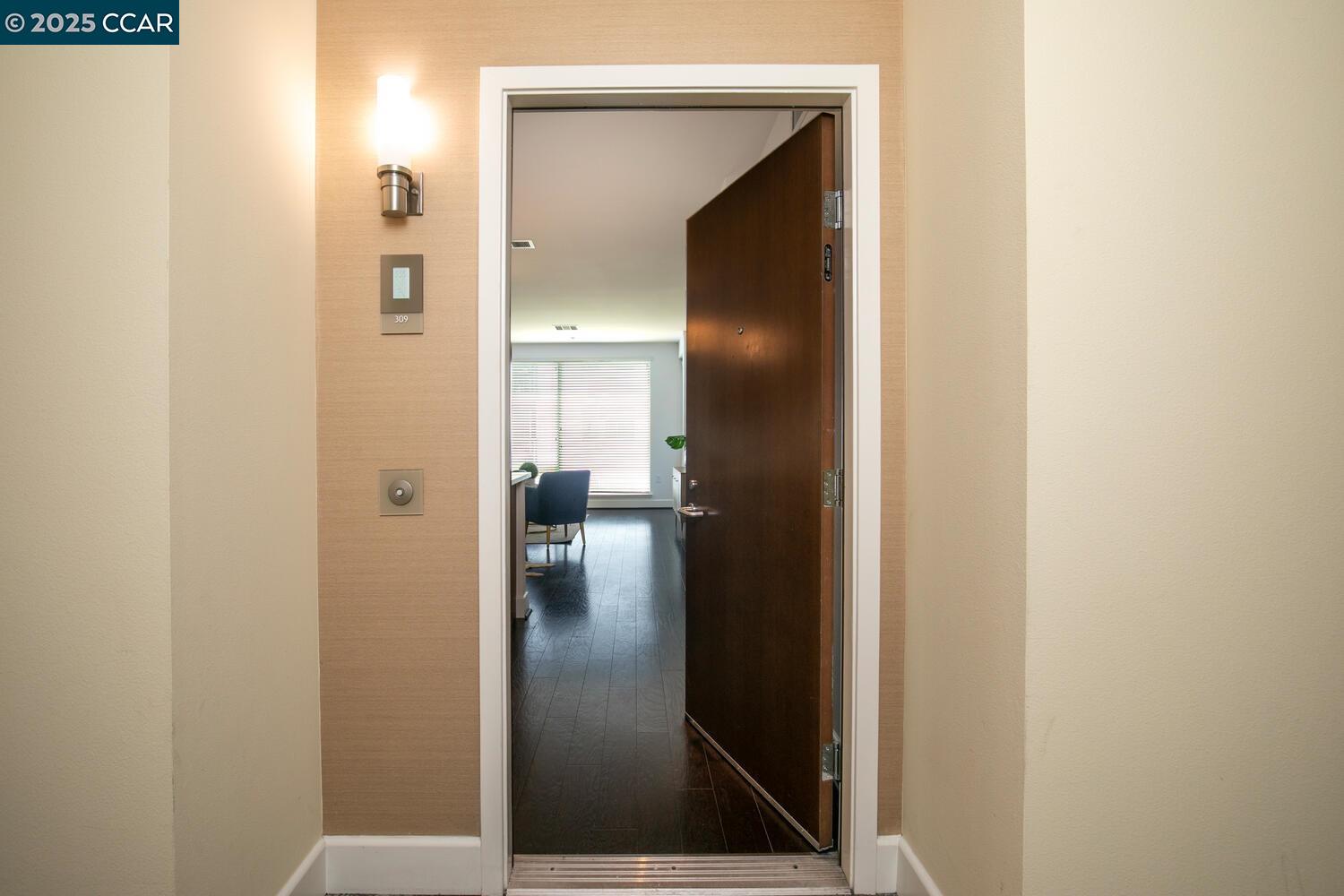Photo #3: 41087591 Listing 