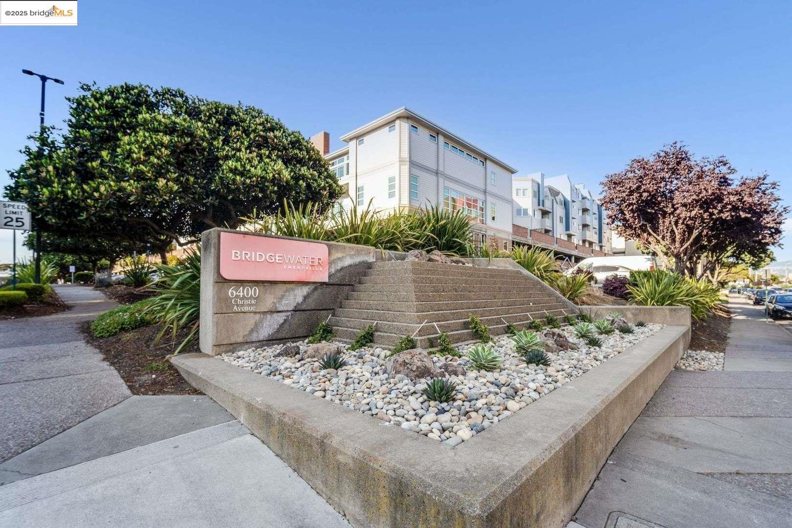 More Details about MLS # 41087600 : 6400 CHRISTIE AVE # 5210