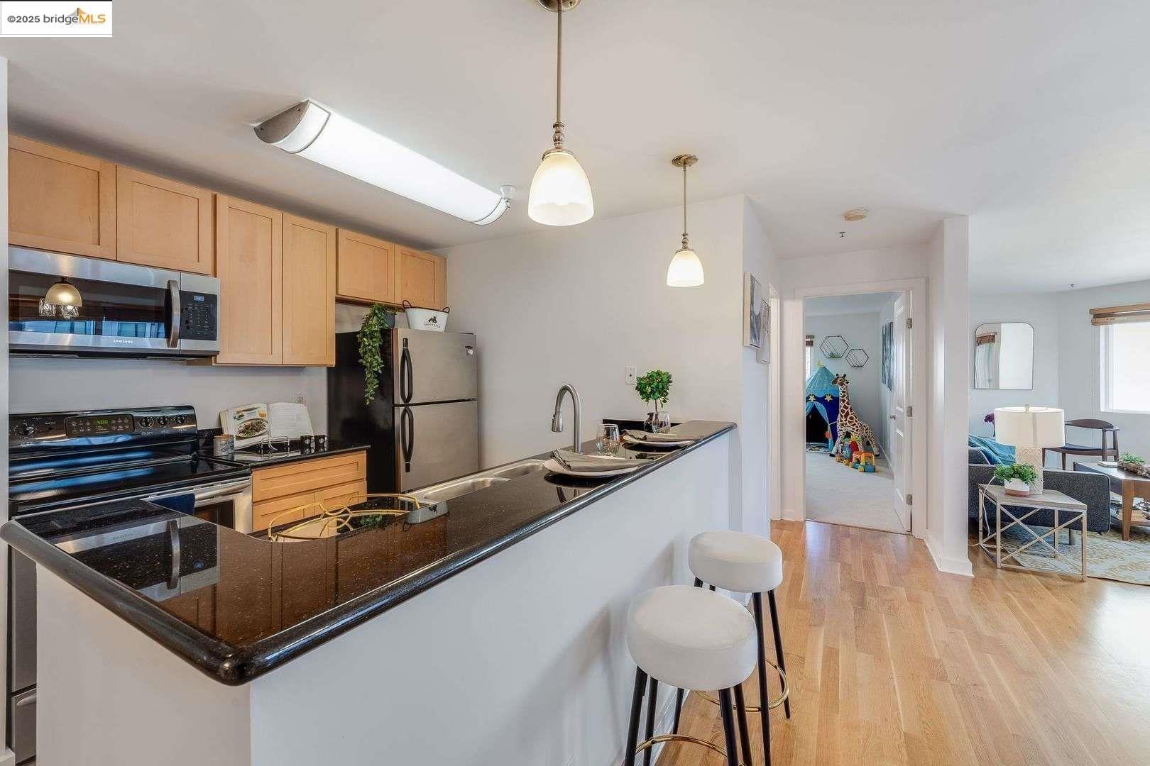 Photo #6: 41087600 Listing 