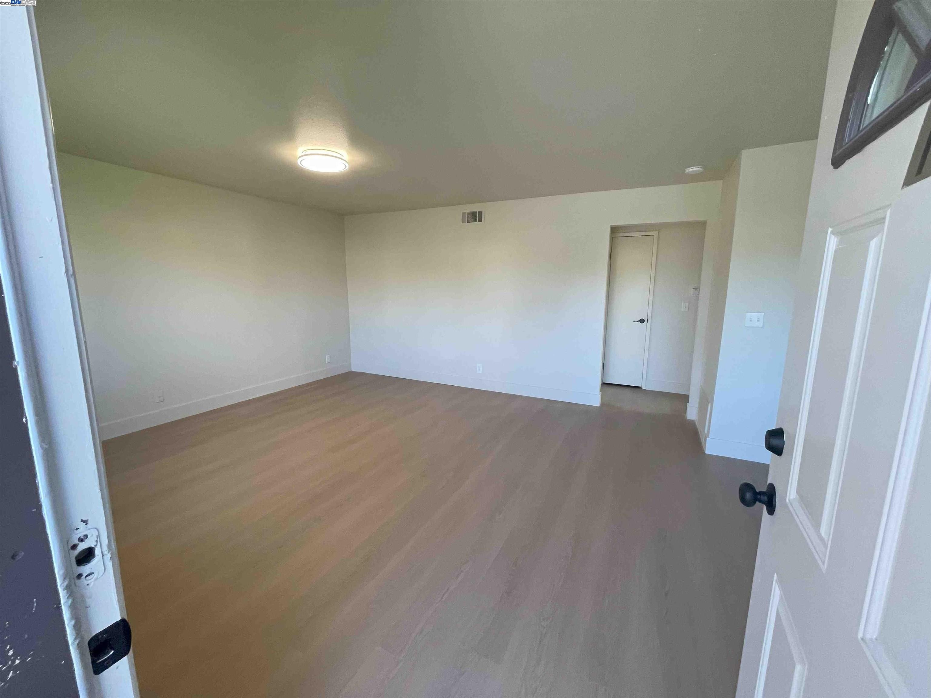 Photo #4: 41087615 Listing 