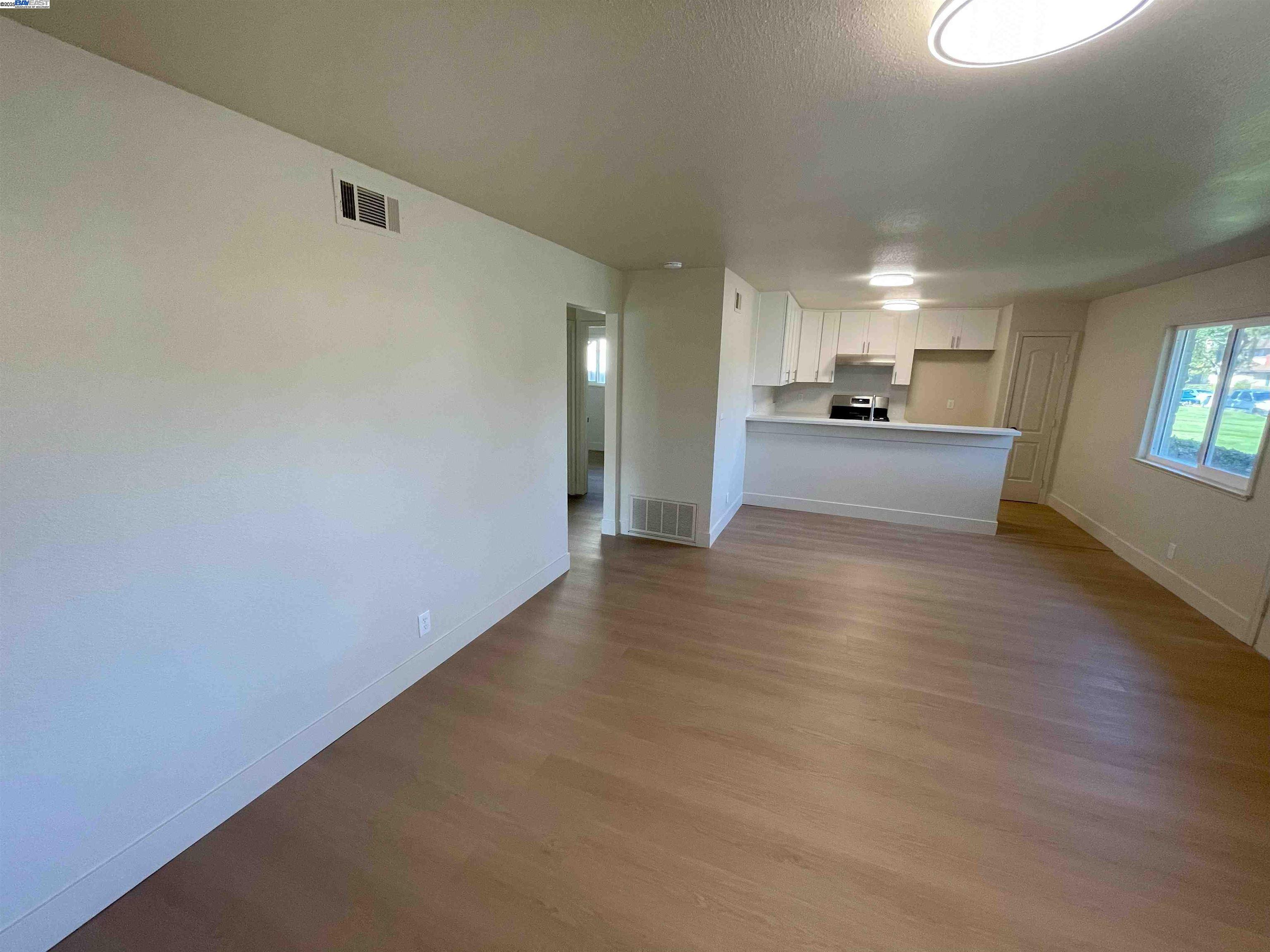Photo #6: 41087615 Listing 
