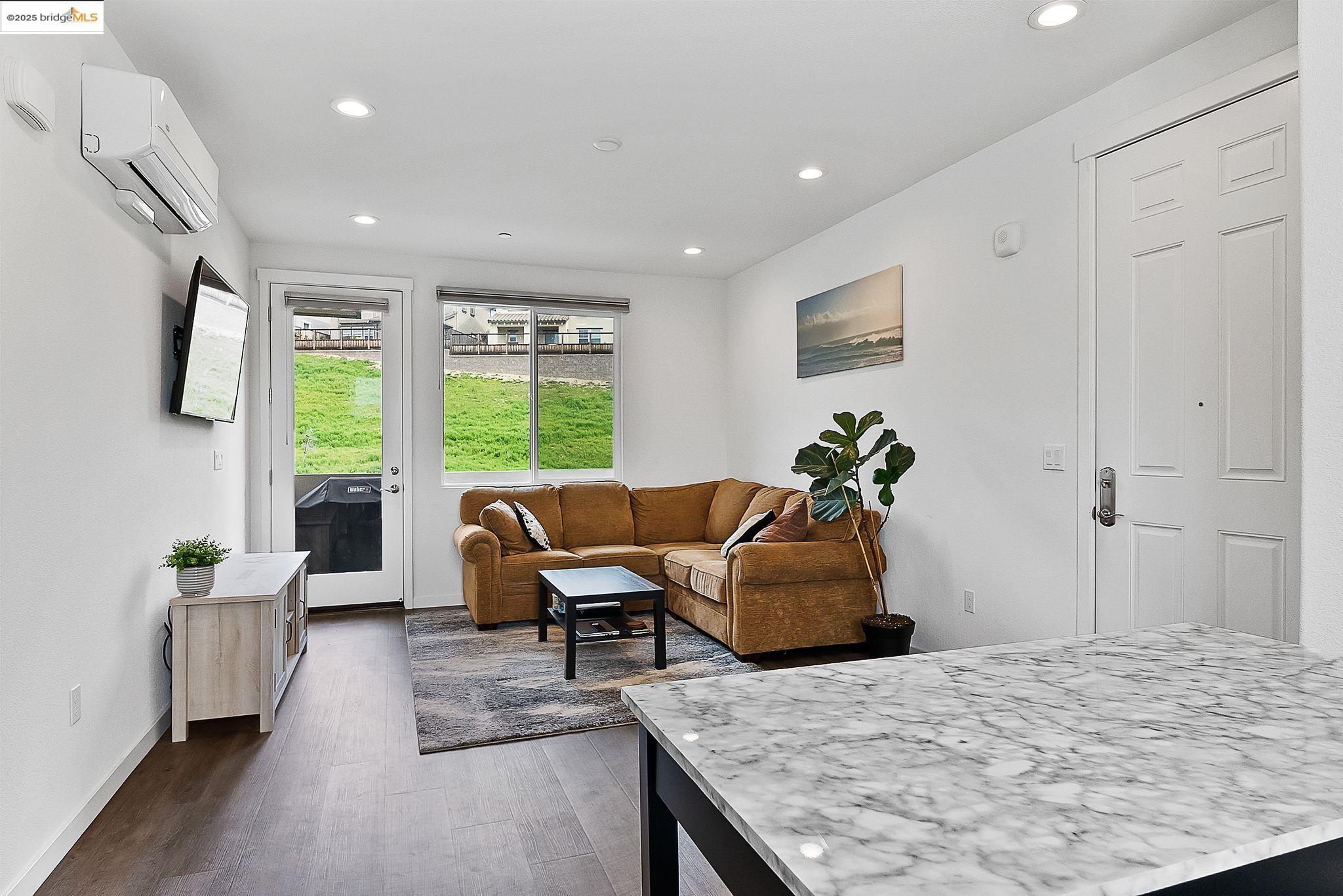 Photo #11: 41087626 Listing: Photo #11