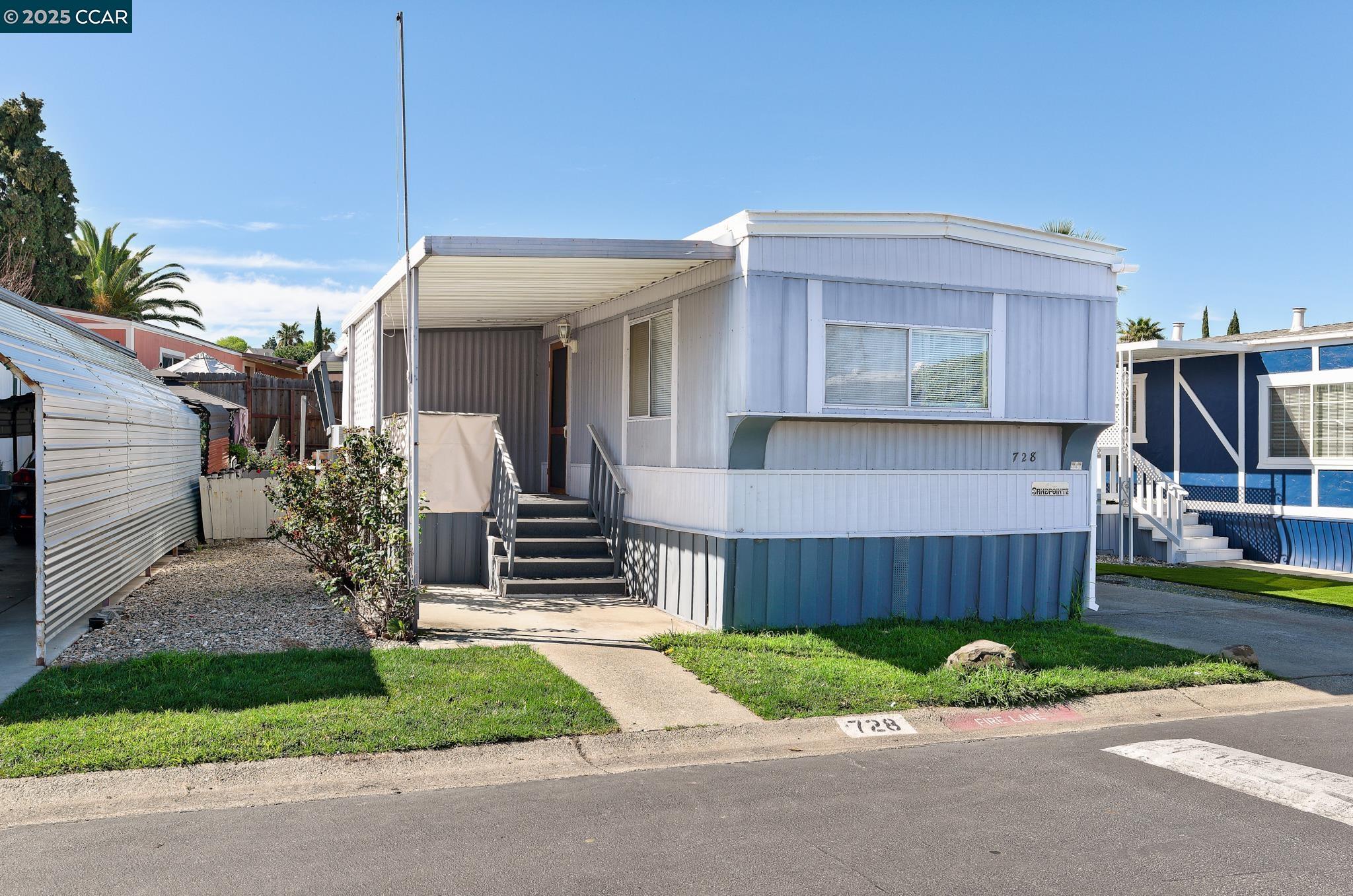 Detail Gallery Image 1 of 1 For 728 Treasure Dr., Bay Point,  CA 94565 - 2 Beds | 2 Baths