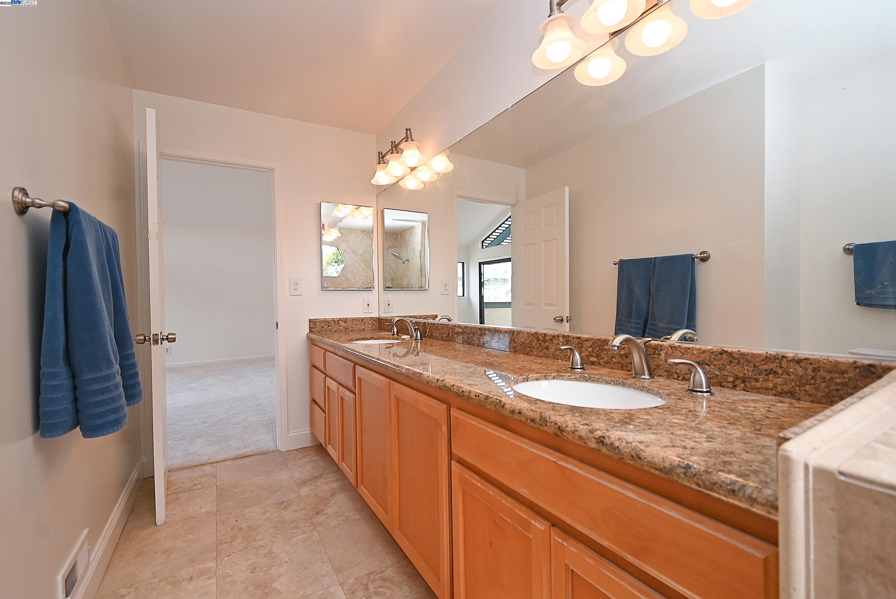 Detail Gallery Image 20 of 30 For 1117 Ironwood Rd, Alameda,  CA 94502 - 2 Beds | 2/1 Baths