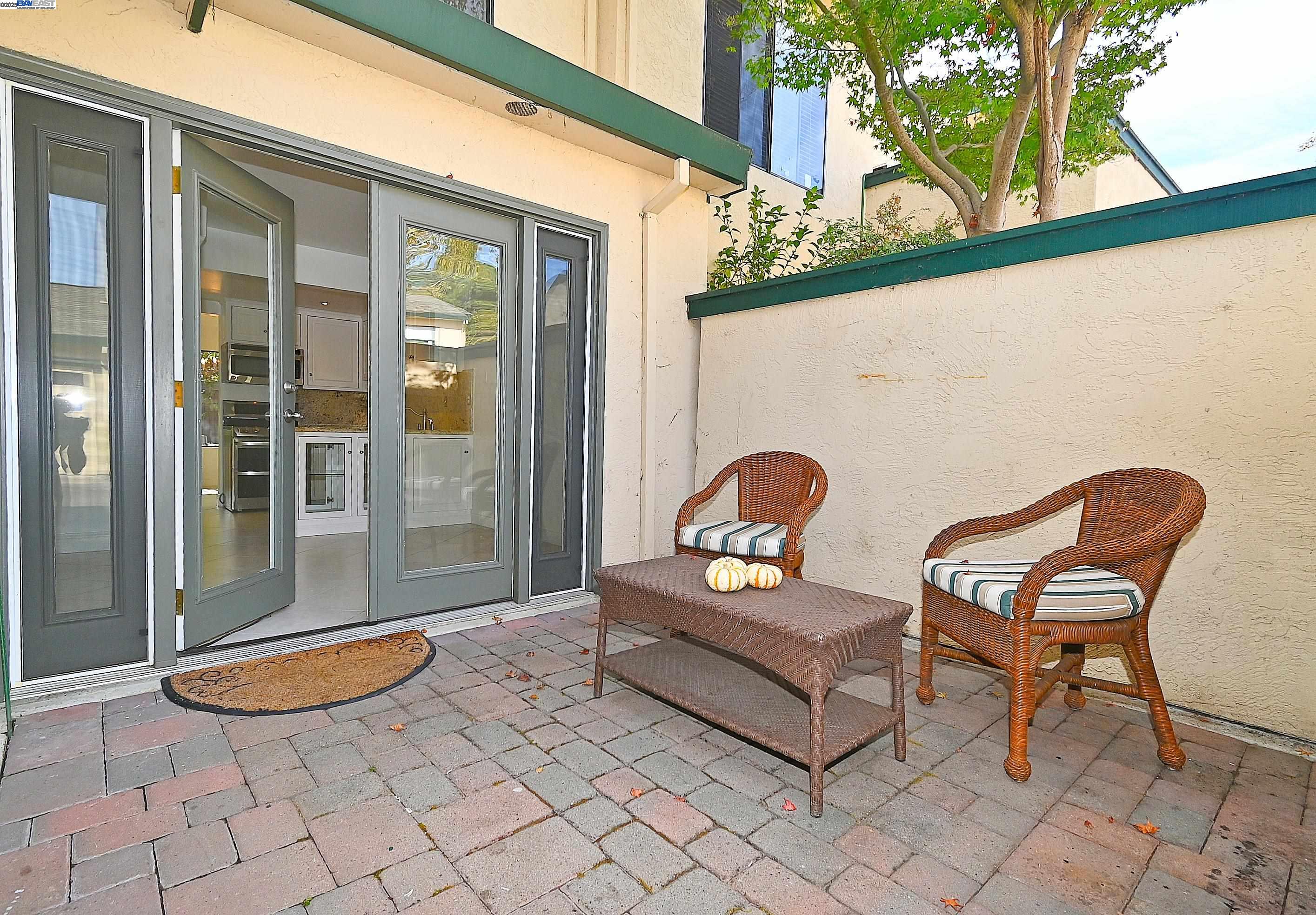 Detail Gallery Image 24 of 30 For 1117 Ironwood Rd, Alameda,  CA 94502 - 2 Beds | 2/1 Baths