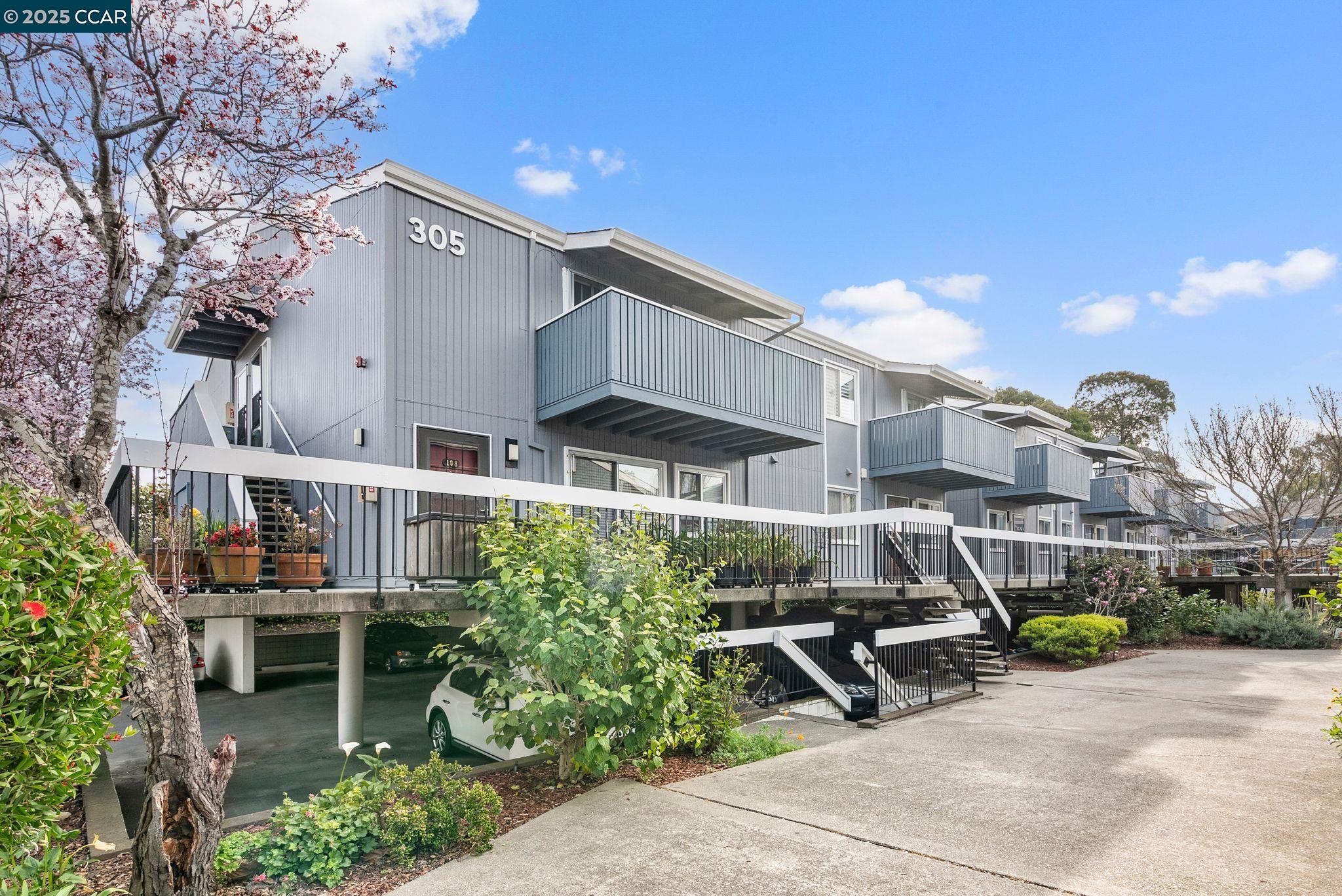 Detail Gallery Image 1 of 1 For 1126 Cherry Avenue #105,  San Bruno,  CA 94066 - 1 Beds | 1 Baths