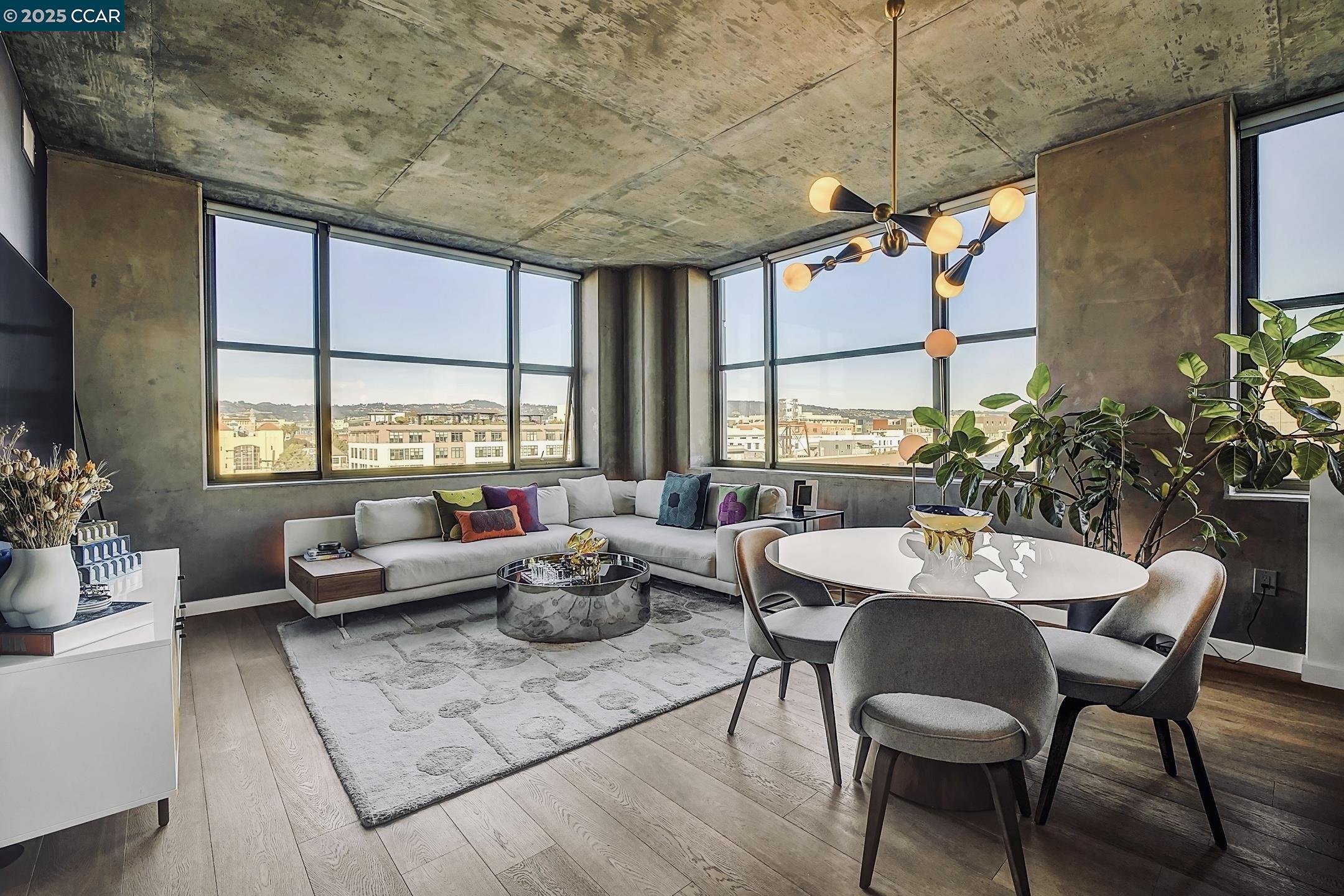 More Details about MLS # 41087669 : 311 2ND ST # 707