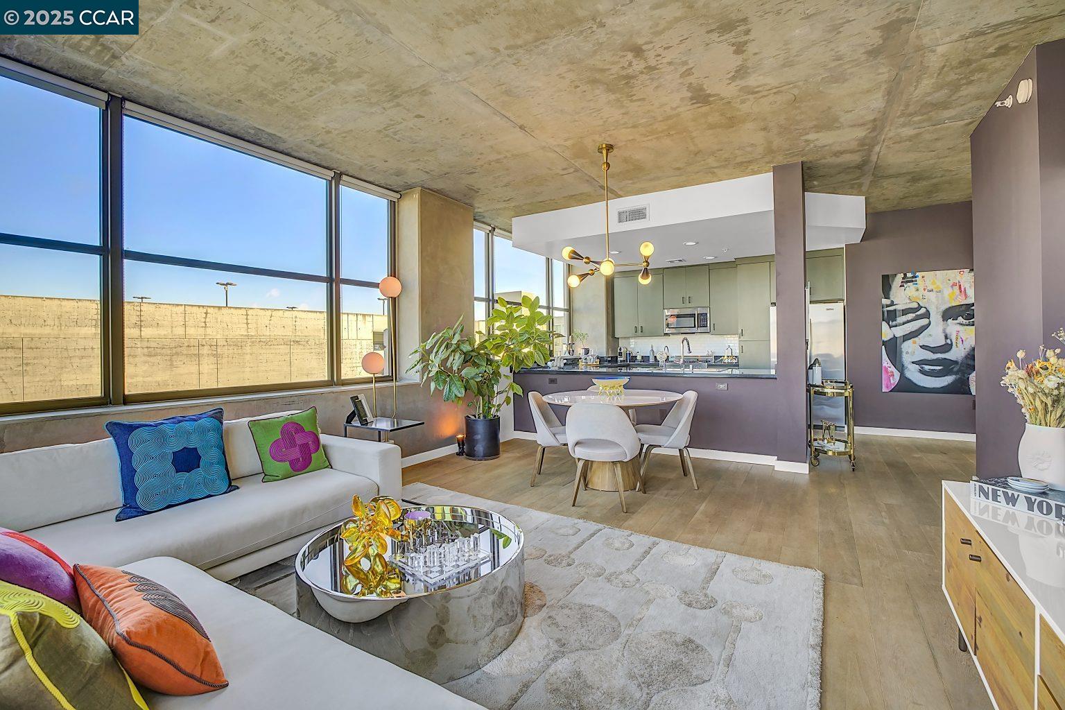 Photo #2: 41087669 Listing 