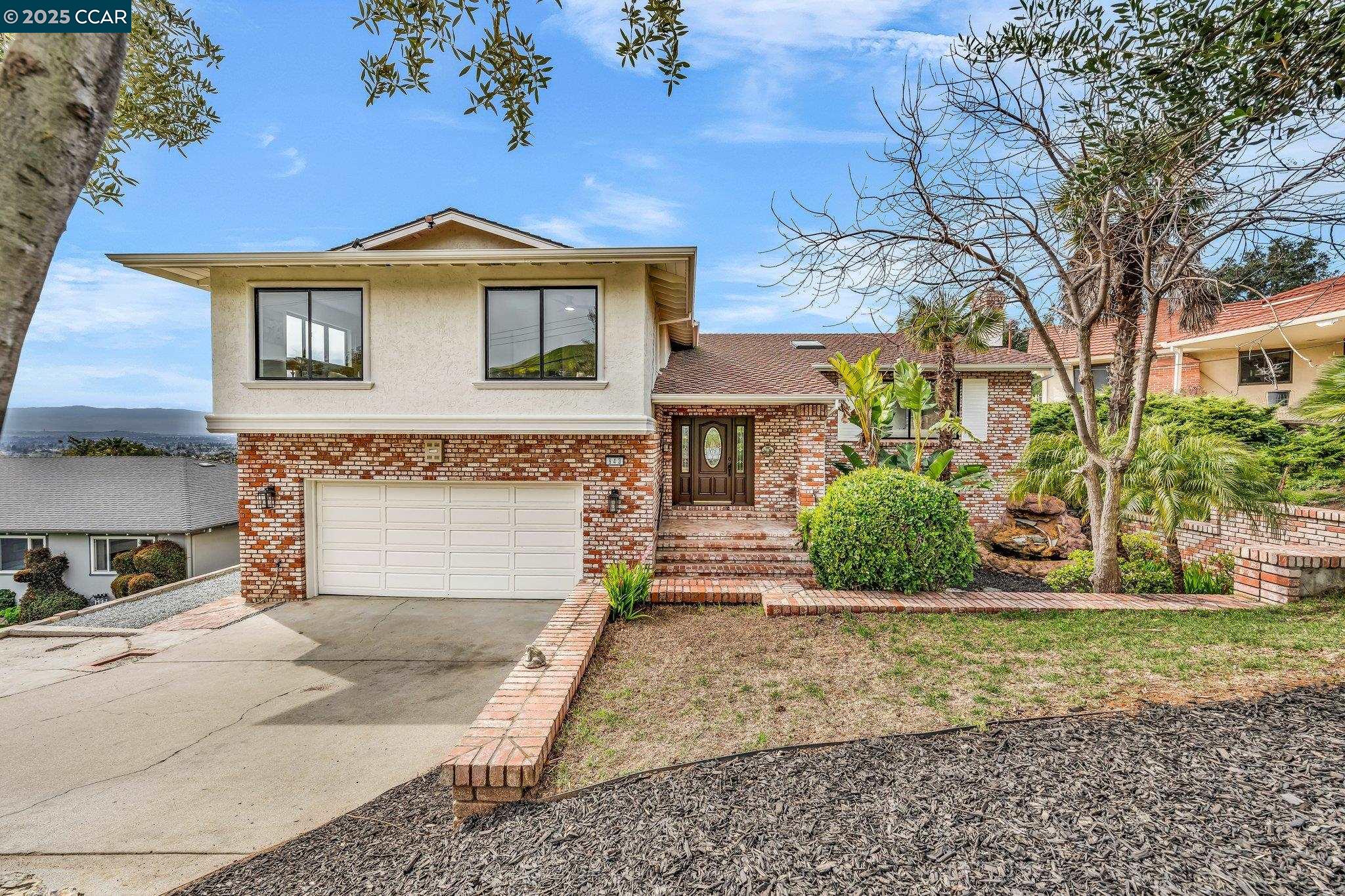 Detail Gallery Image 1 of 1 For 943 Dorel Dr., San Jose,  CA 95132-3108 - 4 Beds | 3 Baths