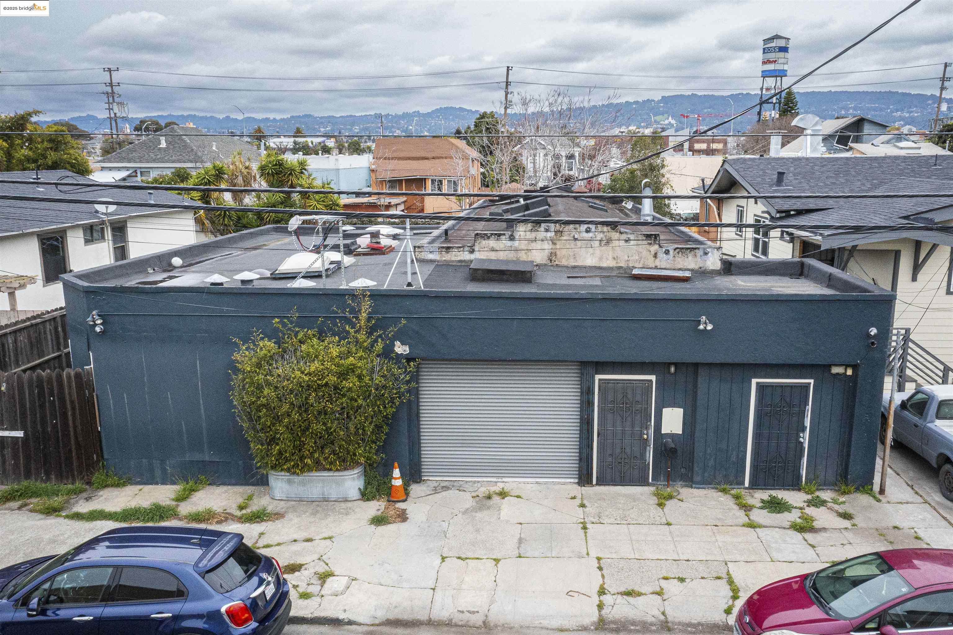 Detail Gallery Image 5 of 16 For 2928 Chapman St, Oakland,  CA 94601 - – Beds | – Baths